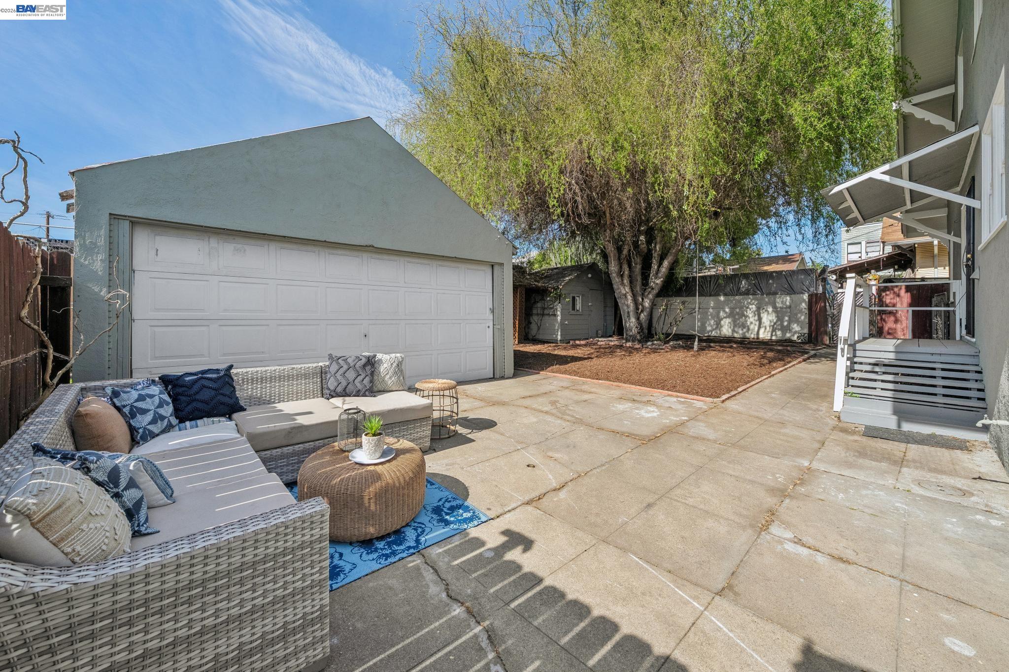 Detail Gallery Image 53 of 58 For 2063 Rosedale Ave, Oakland,  CA 94601 - – Beds | – Baths