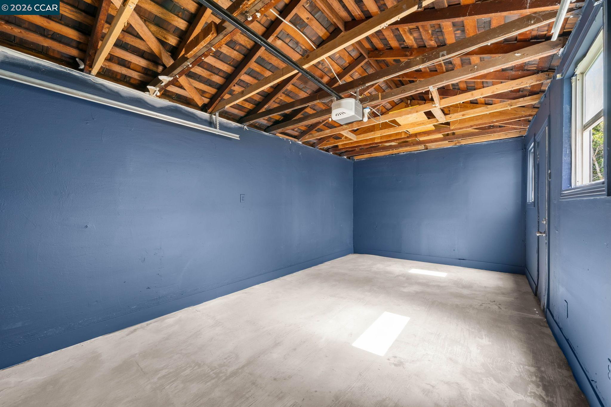 Detail Gallery Image 16 of 22 For 9814 Springfield St, Oakland,  CA 94603 - 2 Beds | 1 Baths