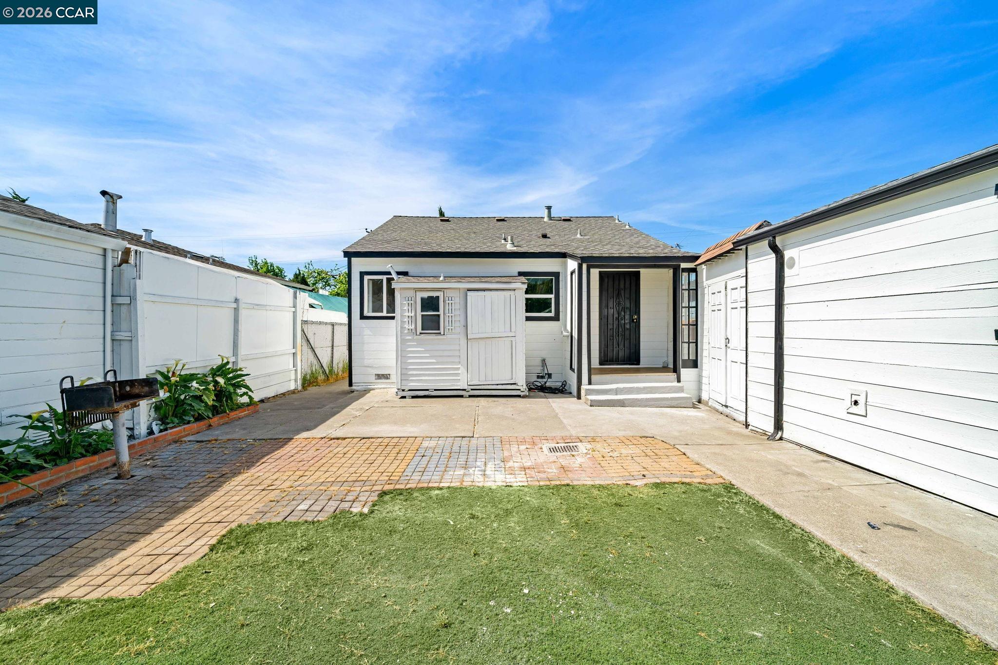 Detail Gallery Image 21 of 22 For 9814 Springfield St, Oakland,  CA 94603 - 2 Beds | 1 Baths