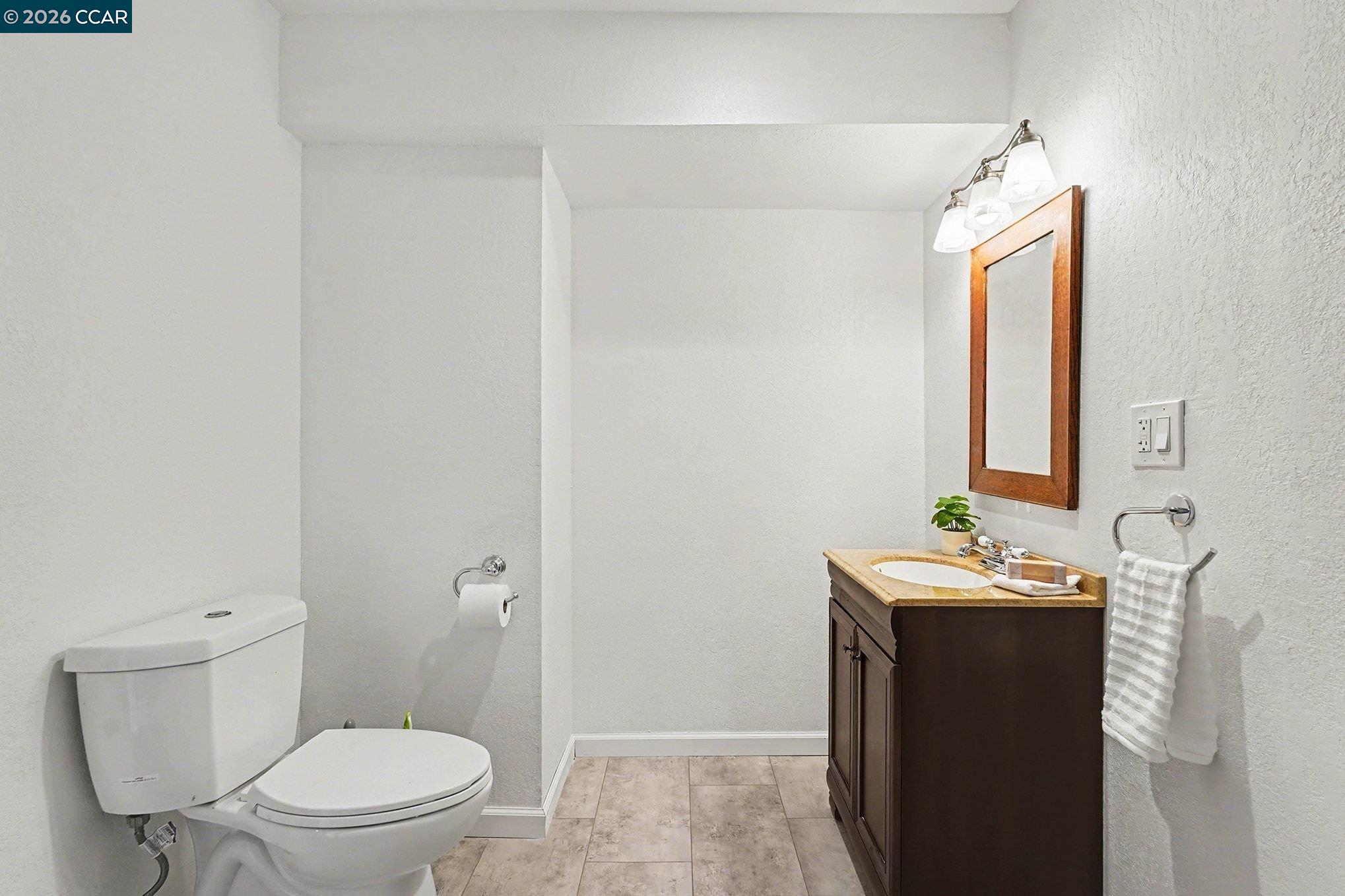 Detail Gallery Image 26 of 47 For 5745 Alhambra Valley Rd, Martinez,  CA 94553 - 3 Beds | 2/1 Baths