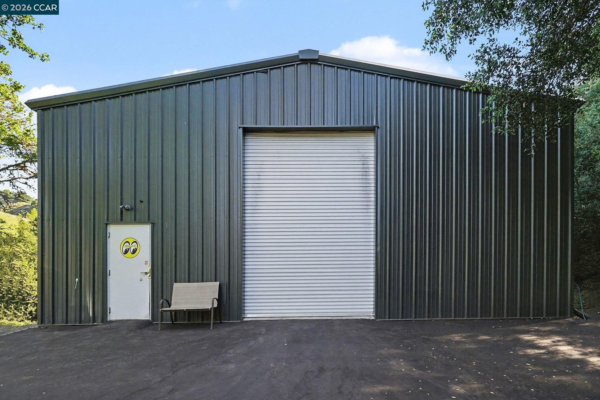 Detail Gallery Image 27 of 47 For 5745 Alhambra Valley Rd, Martinez,  CA 94553 - 3 Beds | 2/1 Baths