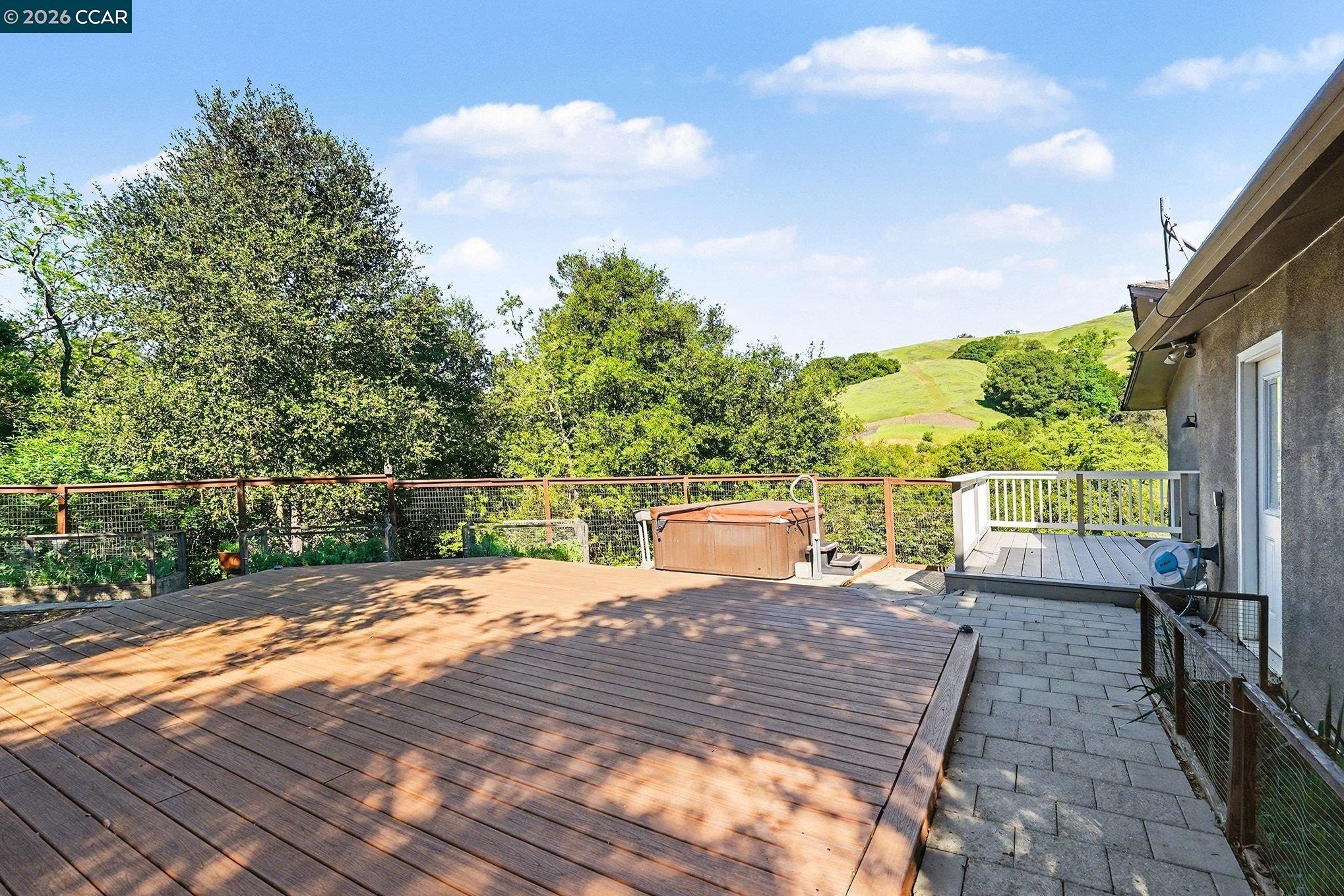 Detail Gallery Image 32 of 47 For 5745 Alhambra Valley Rd, Martinez,  CA 94553 - 3 Beds | 2/1 Baths