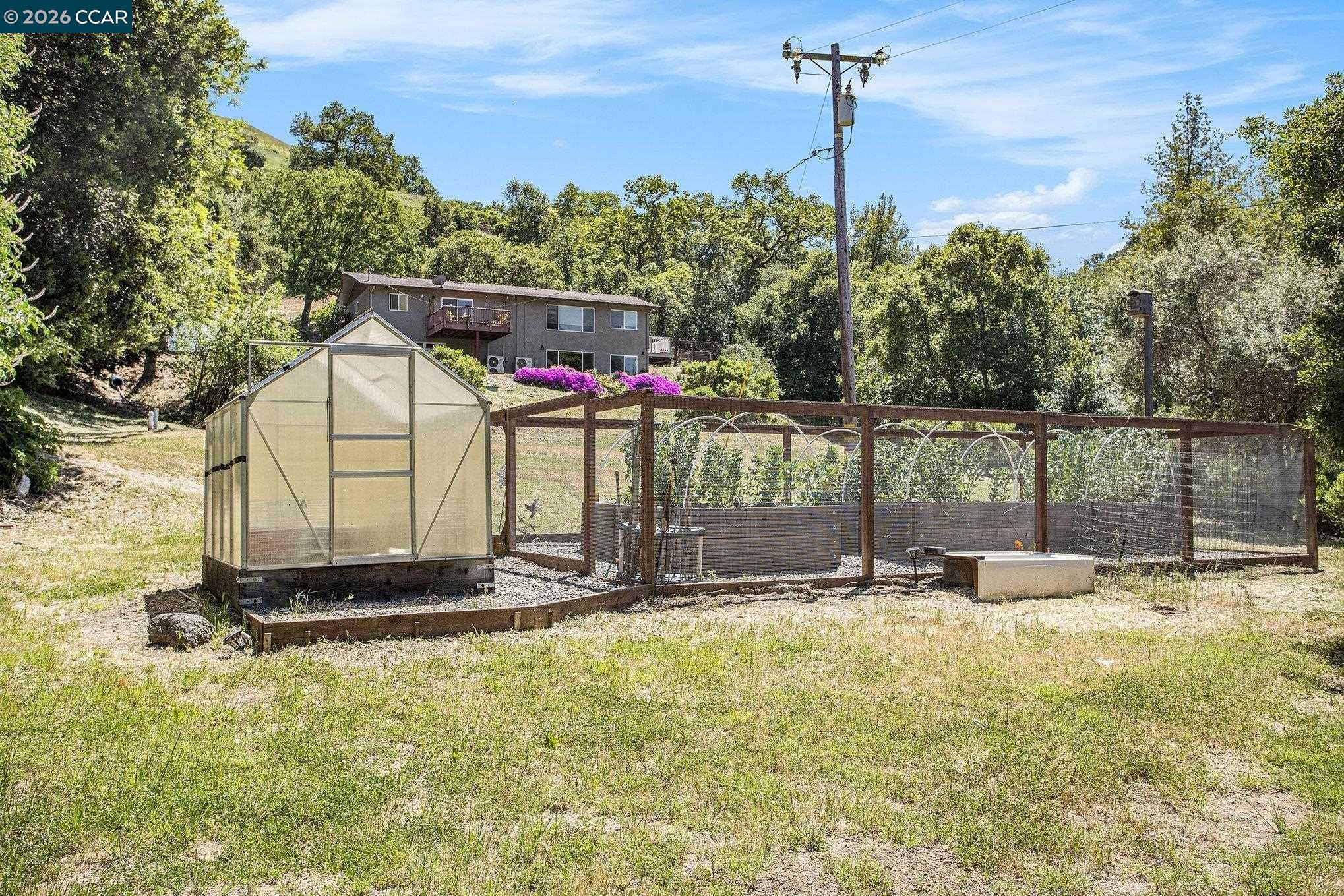 Detail Gallery Image 40 of 47 For 5745 Alhambra Valley Rd, Martinez,  CA 94553 - 3 Beds | 2/1 Baths