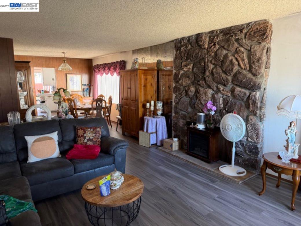 Detail Gallery Image 2 of 24 For 14621 Pansy St, San Leandro,  CA 94578 - – Beds | – Baths