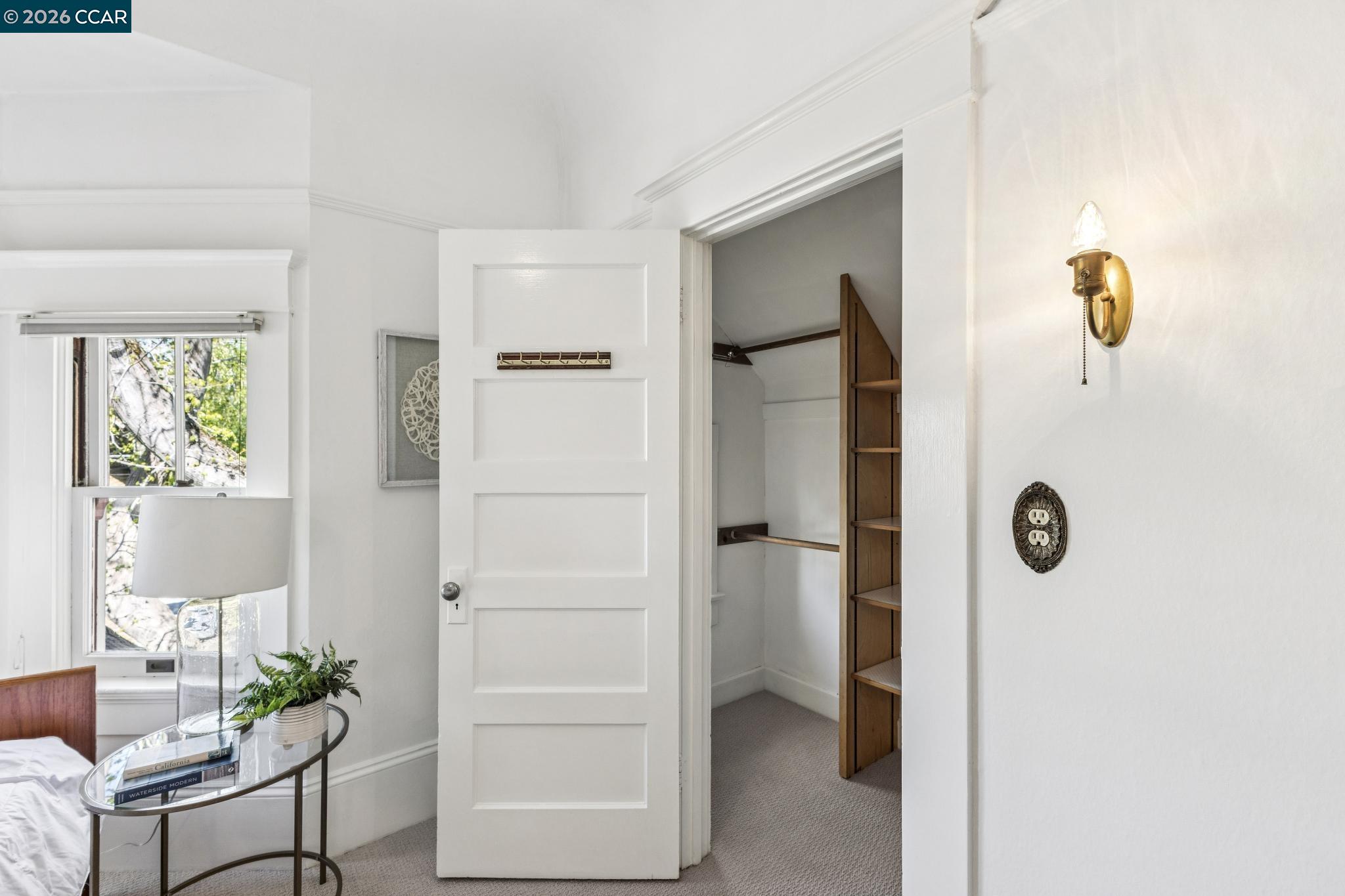 Detail Gallery Image 50 of 60 For 1324 Grove St, Alameda,  CA 94501 - 4 Beds | 2 Baths