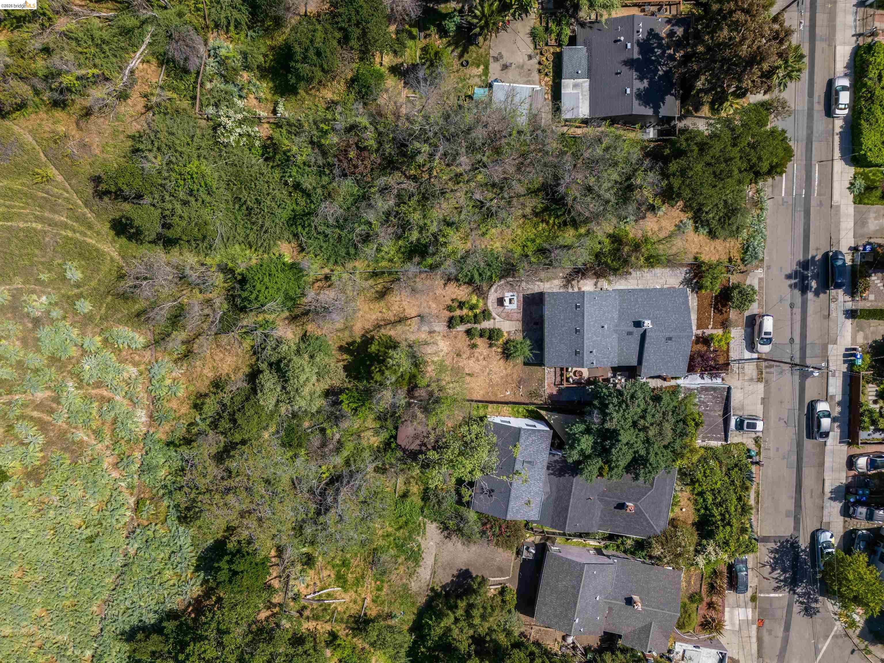 Detail Gallery Image 37 of 37 For 6914 Outlook Ave, Oakland,  CA 94605 - 2 Beds | 1 Baths