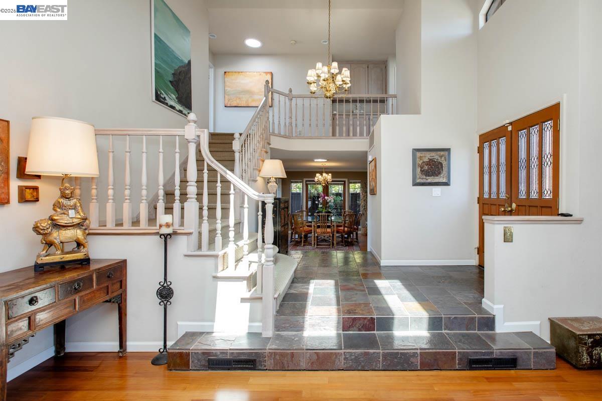 Detail Gallery Image 16 of 60 For 2857 Sea View Pkwy, Alameda,  CA 94502 - 4 Beds | 3 Baths