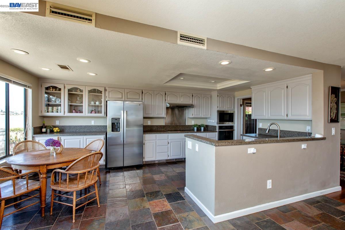 Detail Gallery Image 26 of 60 For 2857 Sea View Pkwy, Alameda,  CA 94502 - 4 Beds | 3 Baths