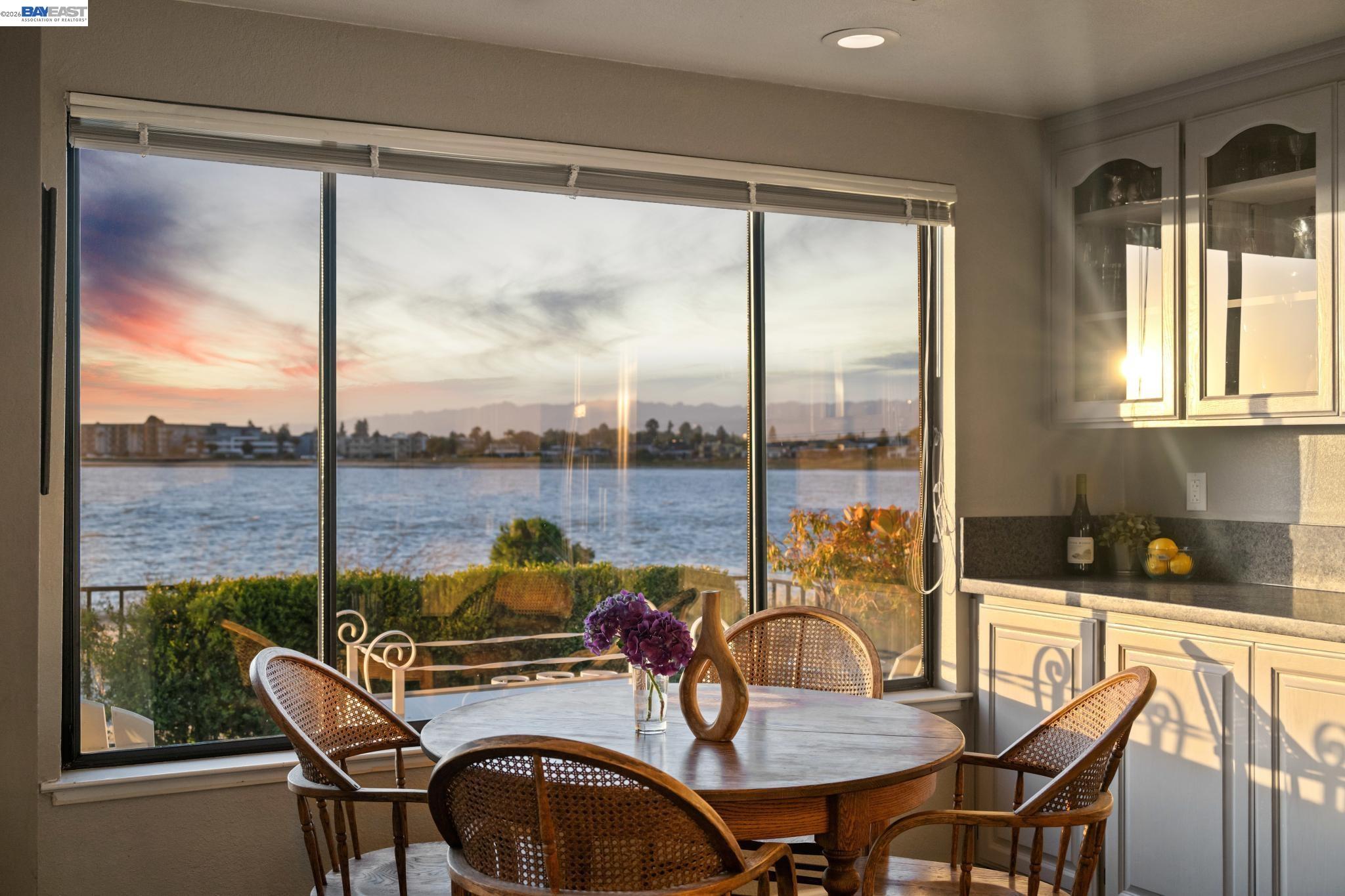 Detail Gallery Image 4 of 60 For 2857 Sea View Pkwy, Alameda,  CA 94502 - 4 Beds | 3 Baths