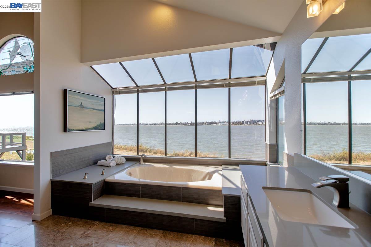 Detail Gallery Image 39 of 60 For 2857 Sea View Pkwy, Alameda,  CA 94502 - 4 Beds | 3 Baths