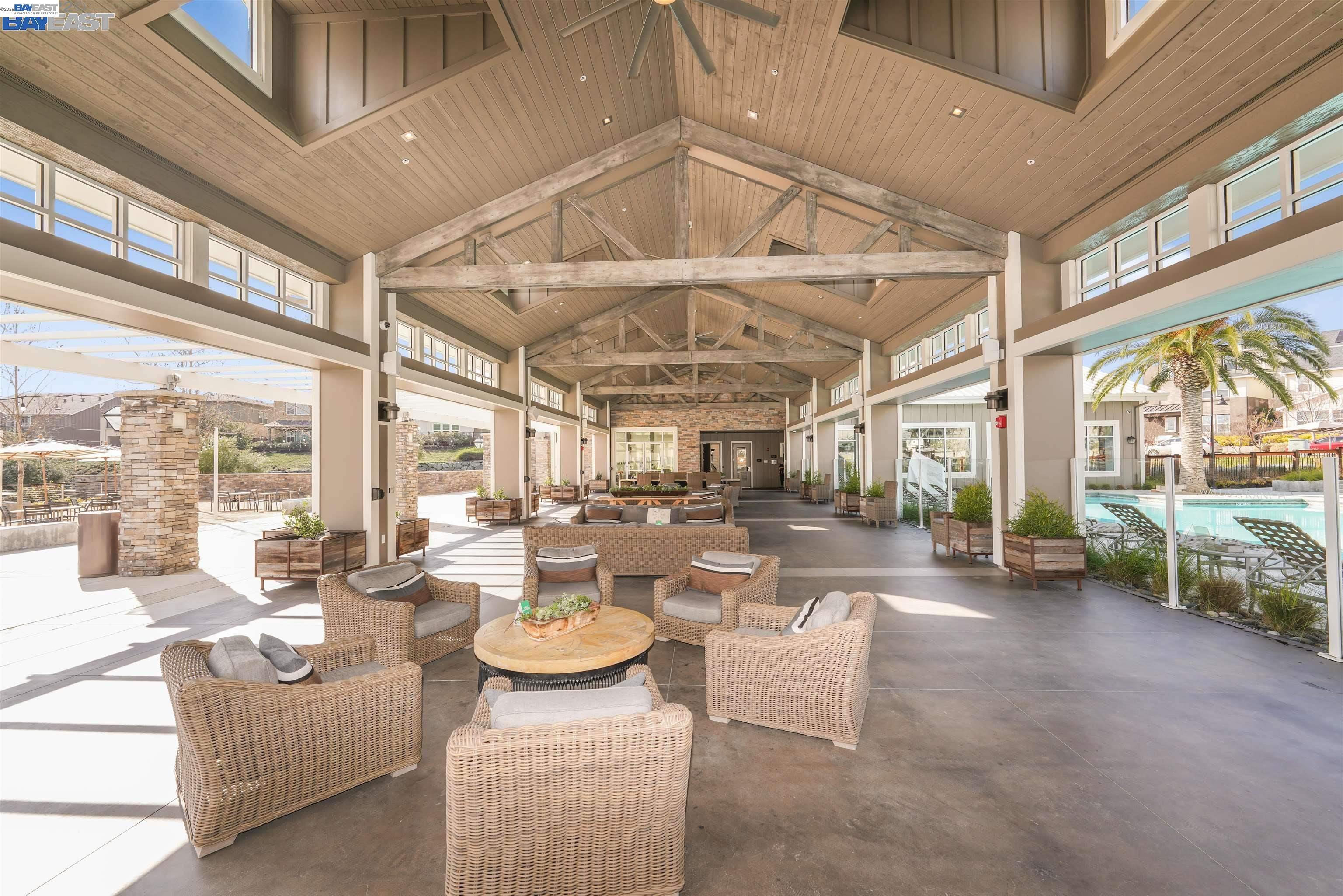 Detail Gallery Image 31 of 38 For 4026 Chalk Hill Way, Dublin,  CA 94568 - 3 Beds | 2/1 Baths