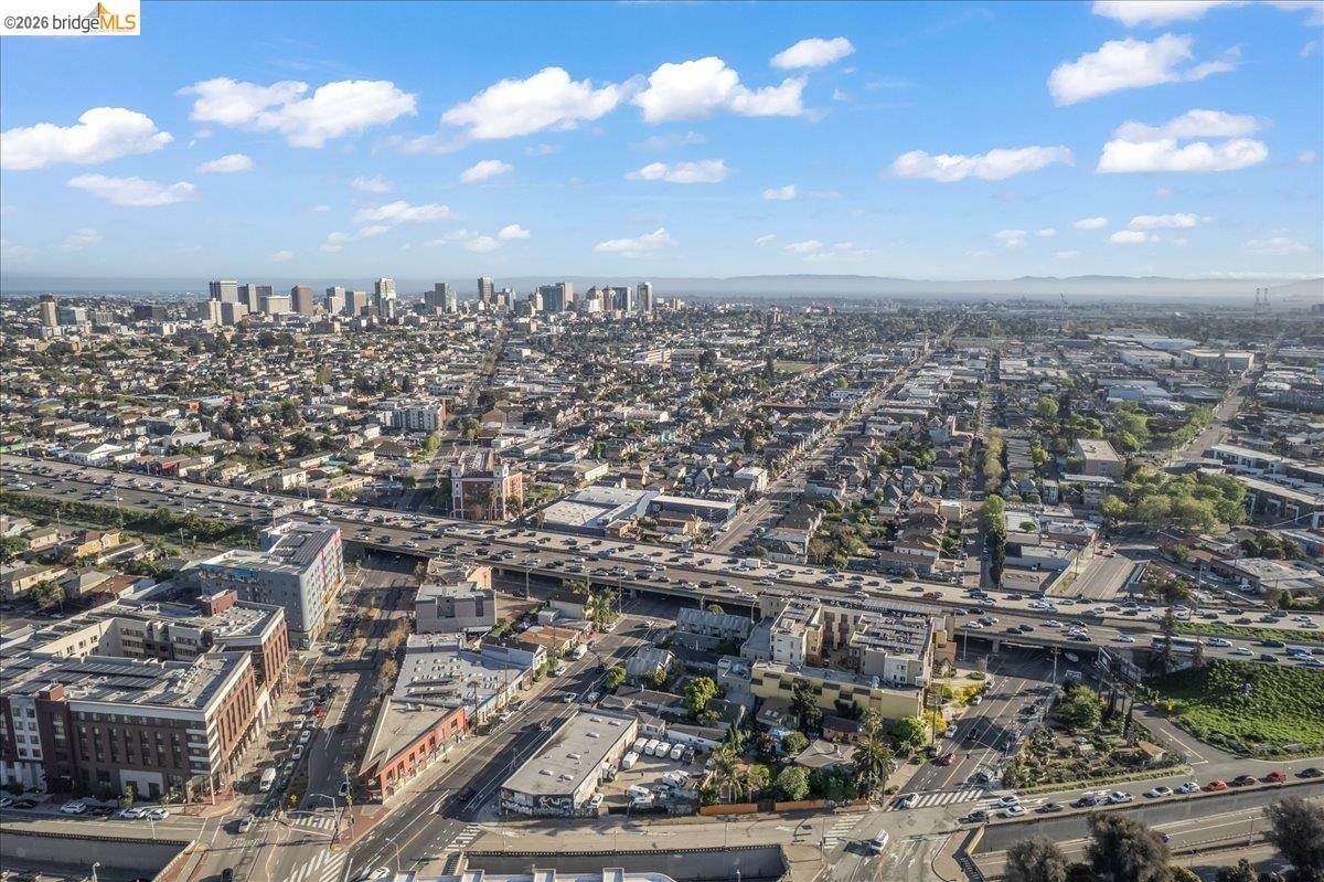 Detail Gallery Image 35 of 39 For 3608 Adeline St, Emeryville,  CA 94608 - 2 Beds | 1/1 Baths