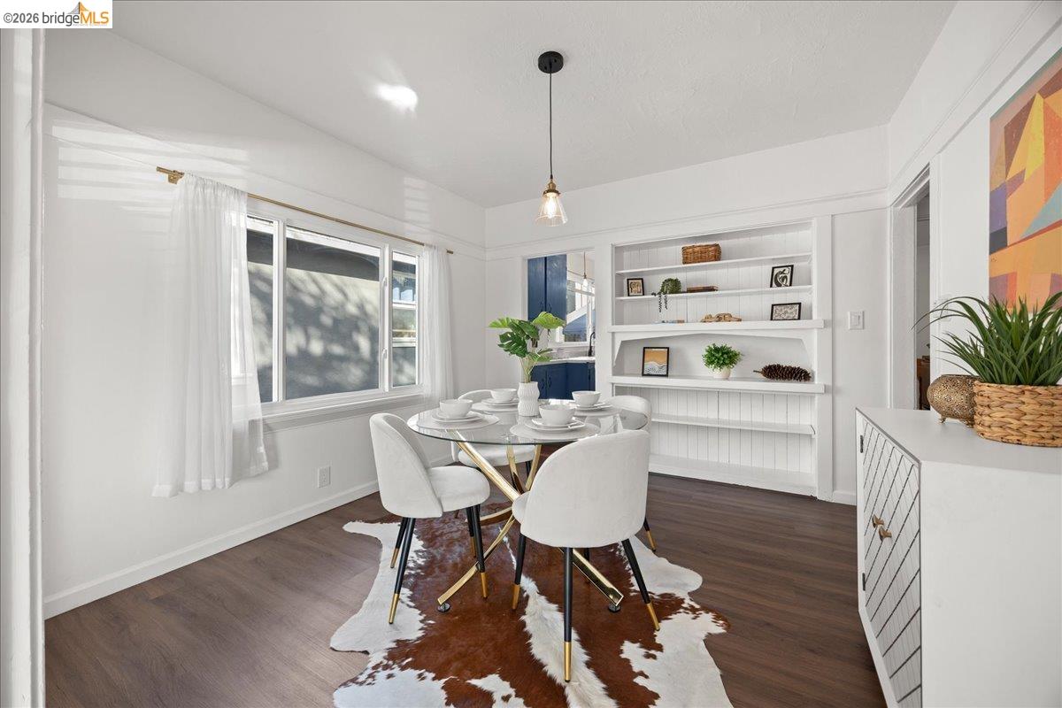 Detail Gallery Image 10 of 39 For 3608 Adeline St, Emeryville,  CA 94608 - 2 Beds | 1/1 Baths