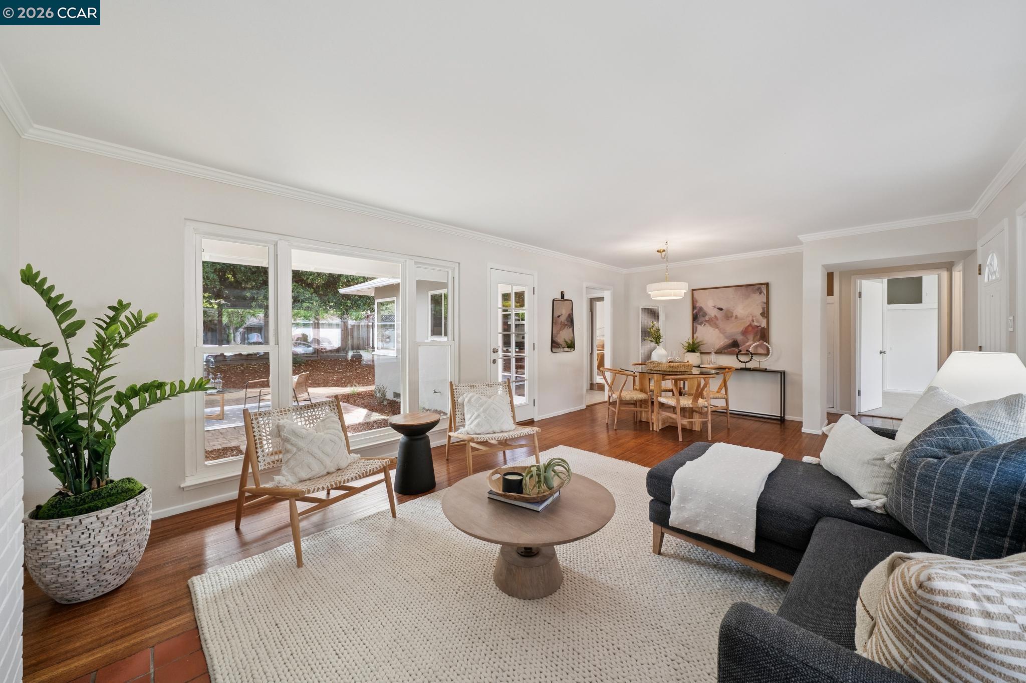 Detail Gallery Image 11 of 36 For 2137 Holbrook Drive, Concord,  CA 94519 - 3 Beds | 2 Baths