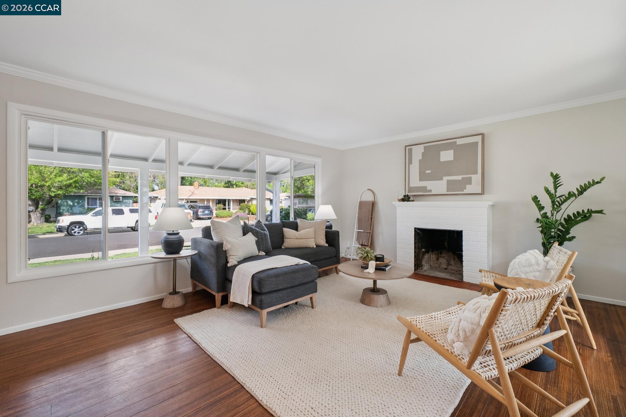 Detail Gallery Image 9 of 36 For 2137 Holbrook Drive, Concord,  CA 94519 - 3 Beds | 2 Baths