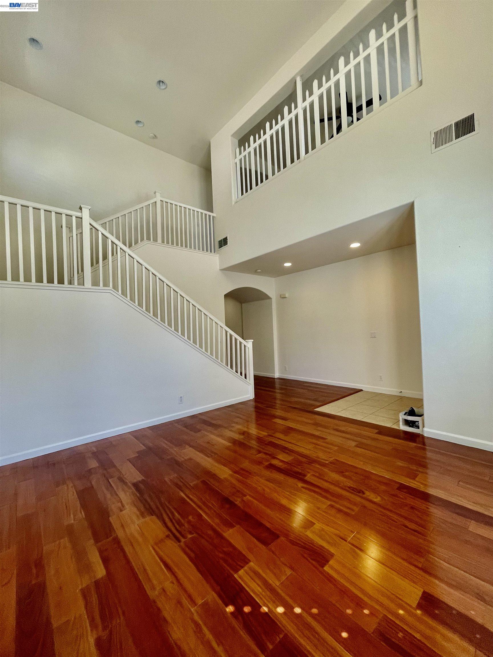 Detail Gallery Image 4 of 25 For 3809 Ruffed Grouse Ln, Modesto,  CA 95355 - 6 Beds | 4 Baths