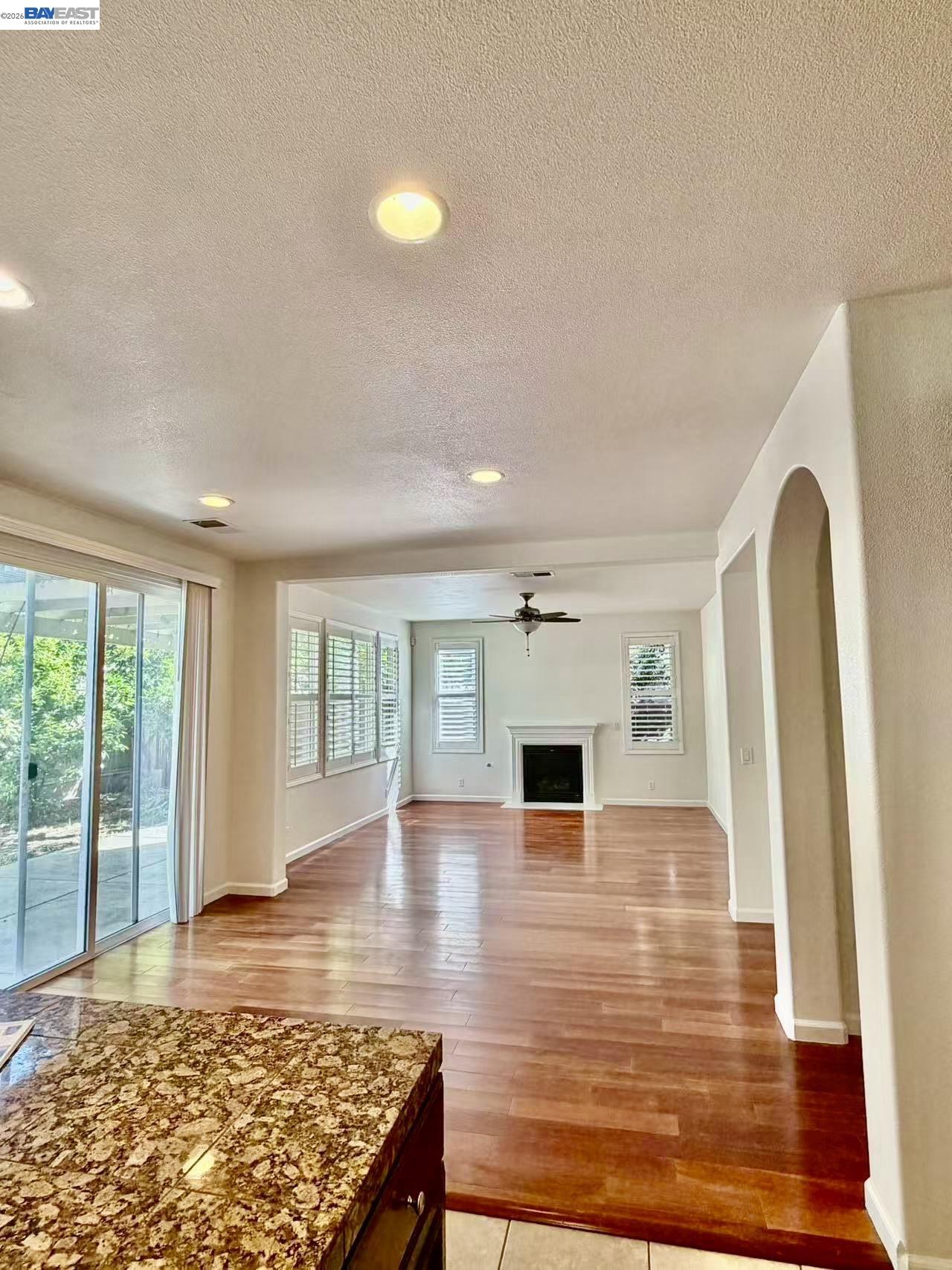 Detail Gallery Image 8 of 25 For 3809 Ruffed Grouse Ln, Modesto,  CA 95355 - 6 Beds | 4 Baths