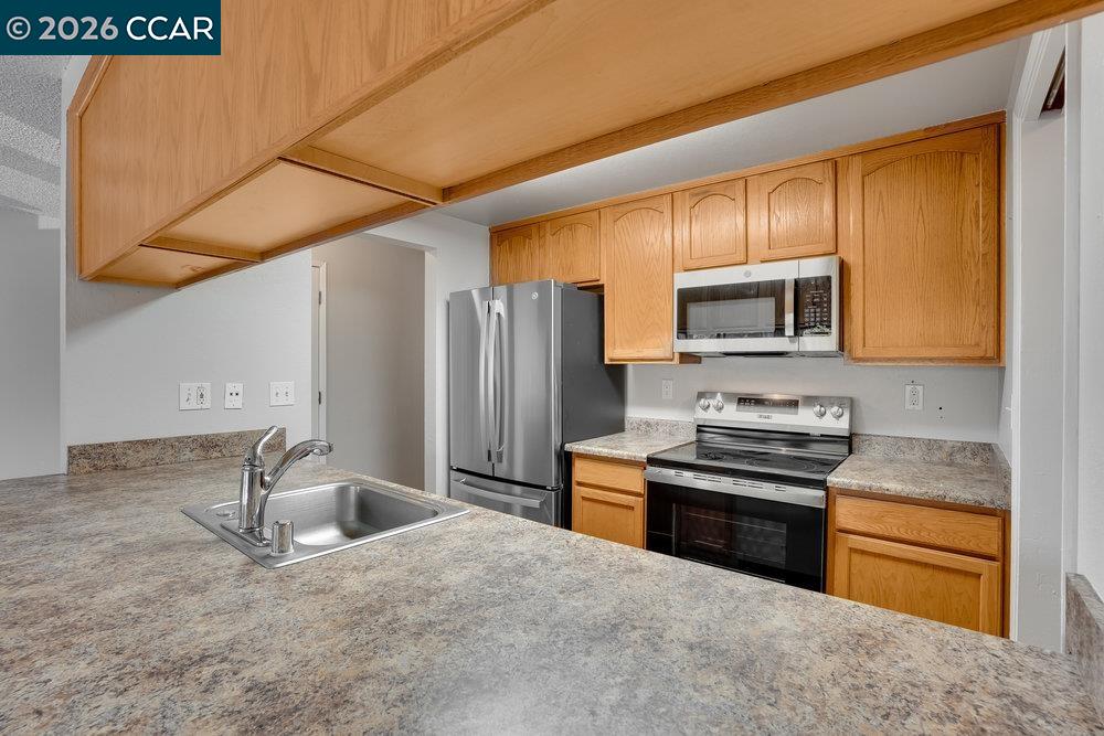 Photo #15: 41128666 Listing: Photo #15