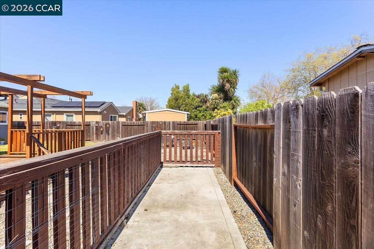 Detail Gallery Image 24 of 25 For 17339 via San Ardo, San Lorenzo,  CA 94580 - 4 Beds | 2 Baths