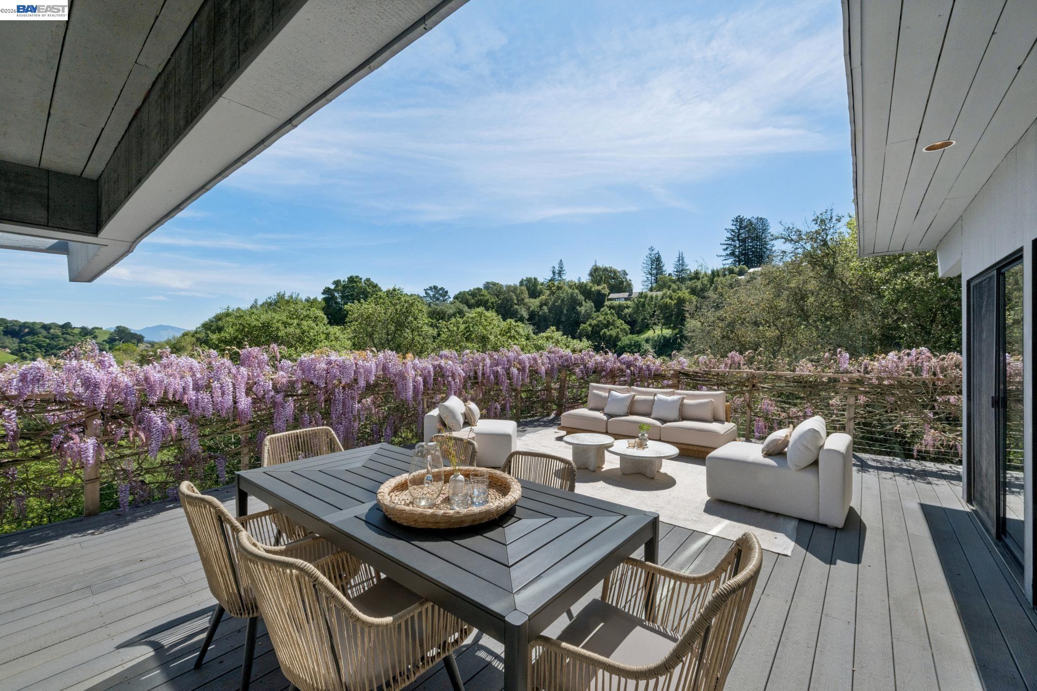 Detail Gallery Image 24 of 55 For 116 Tappan Lane, Orinda,  CA 94563 - 4 Beds | 2/2 Baths