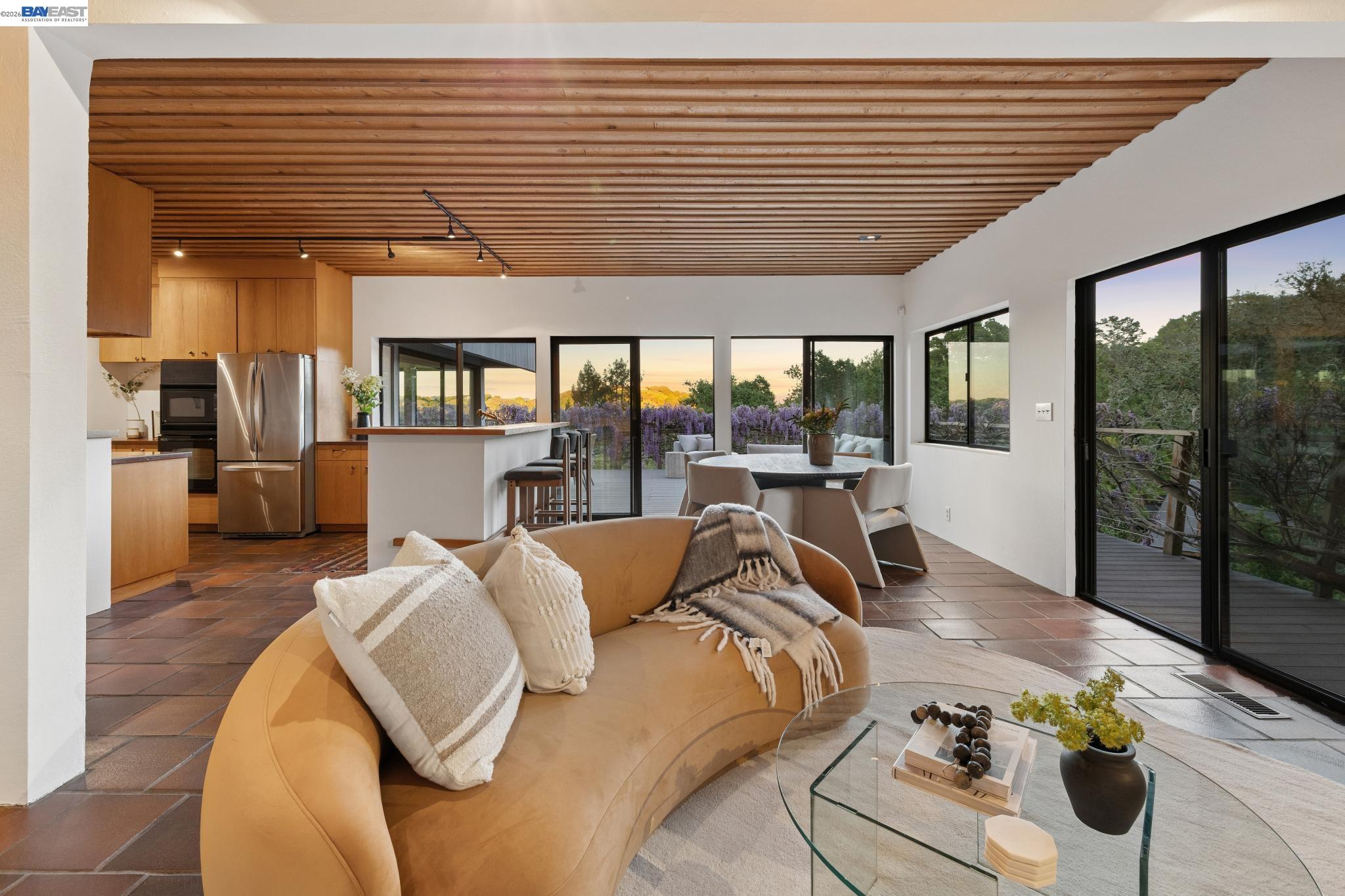 Detail Gallery Image 28 of 55 For 116 Tappan Lane, Orinda,  CA 94563 - 4 Beds | 2/2 Baths