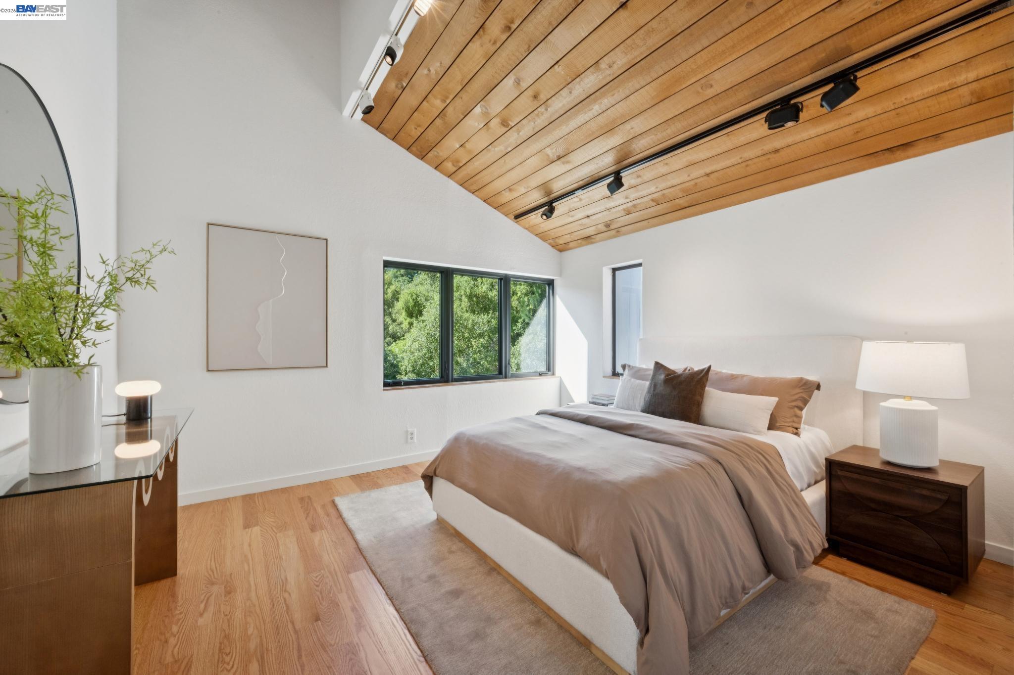 Detail Gallery Image 40 of 55 For 116 Tappan Lane, Orinda,  CA 94563 - 4 Beds | 2/2 Baths