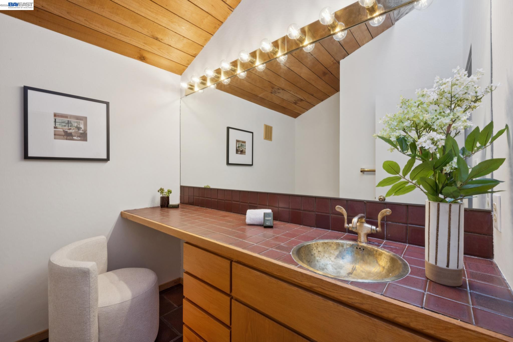 Detail Gallery Image 42 of 55 For 116 Tappan Lane, Orinda,  CA 94563 - 4 Beds | 2/2 Baths