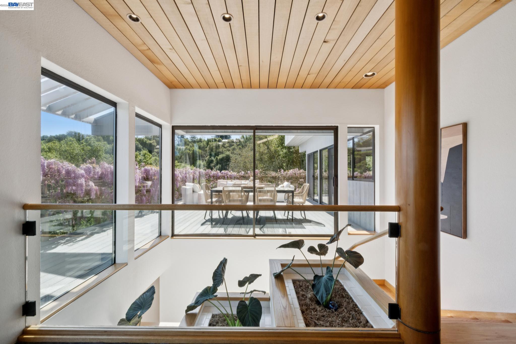 Detail Gallery Image 43 of 55 For 116 Tappan Lane, Orinda,  CA 94563 - 4 Beds | 2/2 Baths