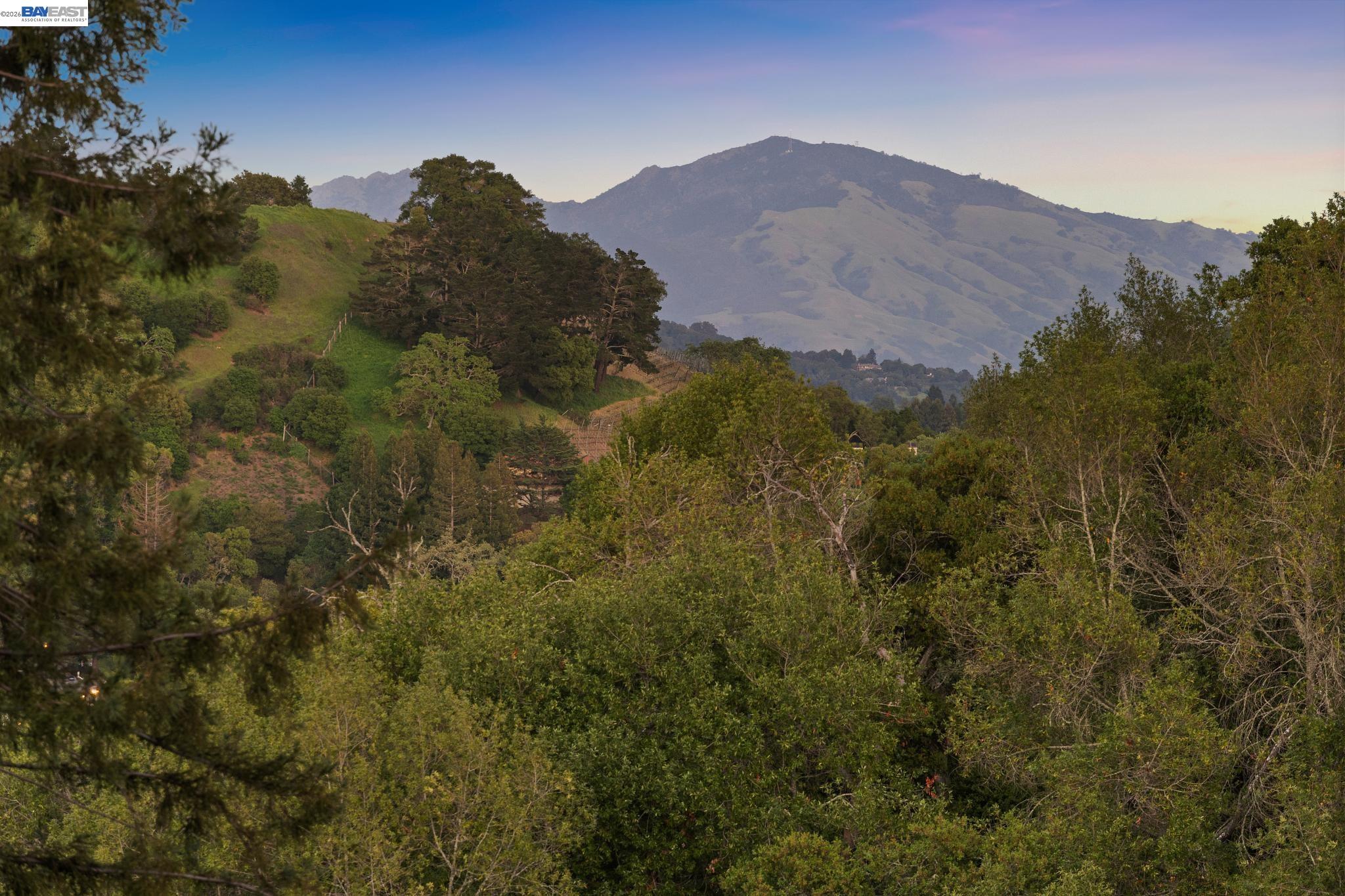 Detail Gallery Image 7 of 55 For 116 Tappan Lane, Orinda,  CA 94563 - 4 Beds | 2/2 Baths