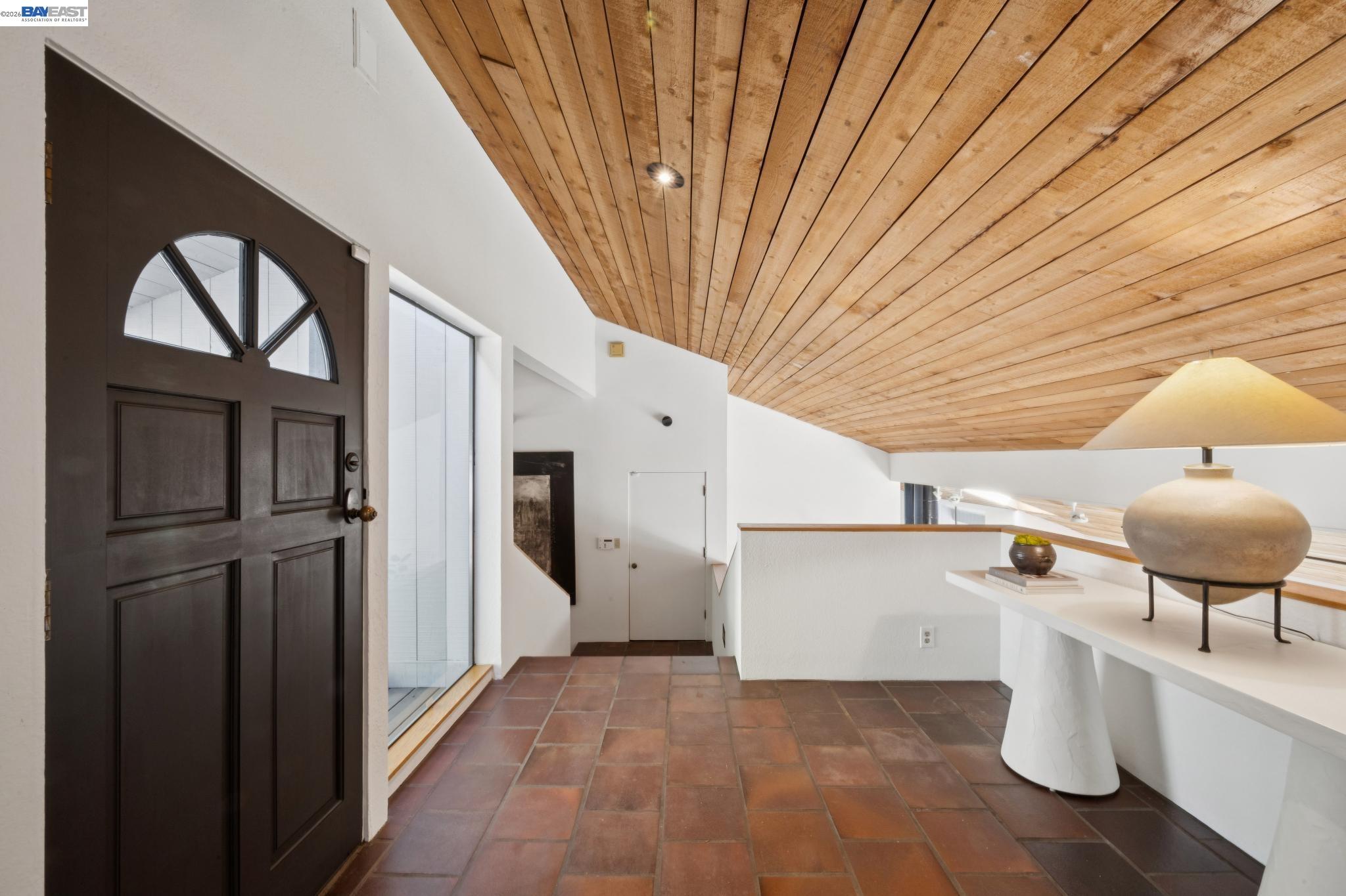 Detail Gallery Image 10 of 55 For 116 Tappan Lane, Orinda,  CA 94563 - 4 Beds | 2/2 Baths