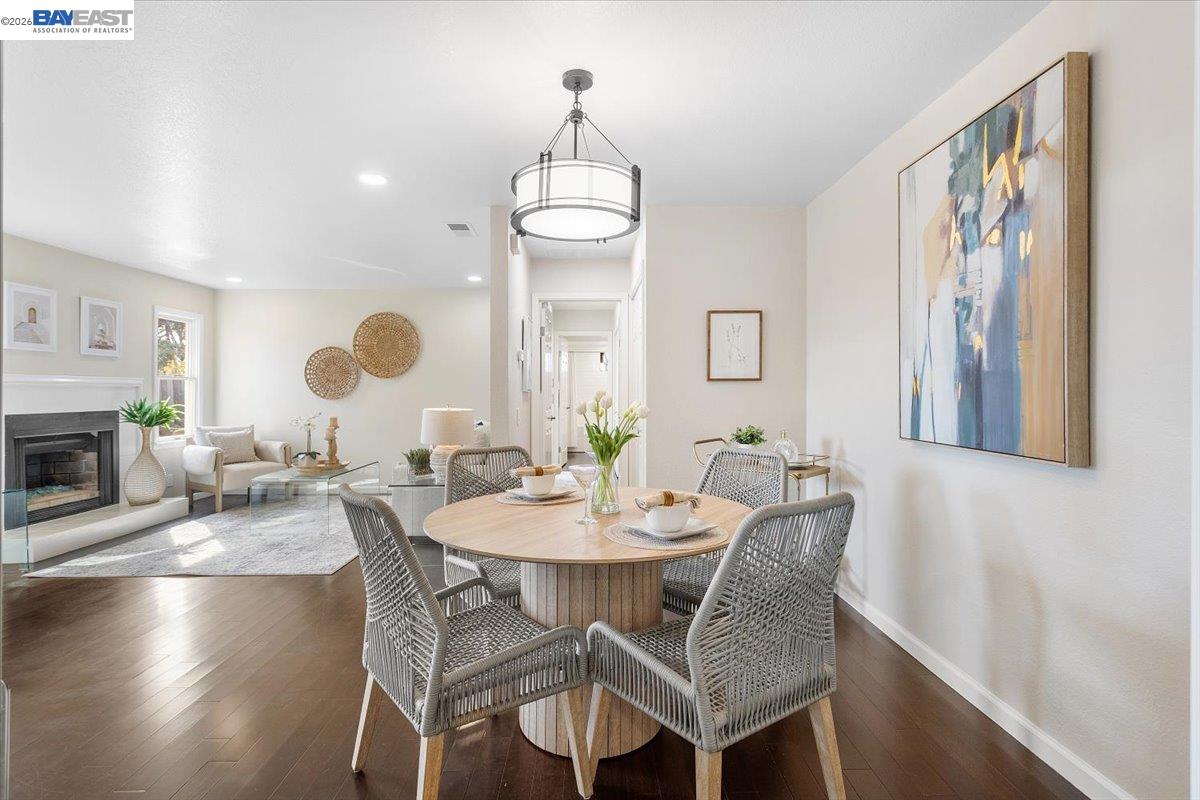 Detail Gallery Image 11 of 55 For 632 Centre Court, Alameda,  CA 94502 - 2 Beds | 1 Baths