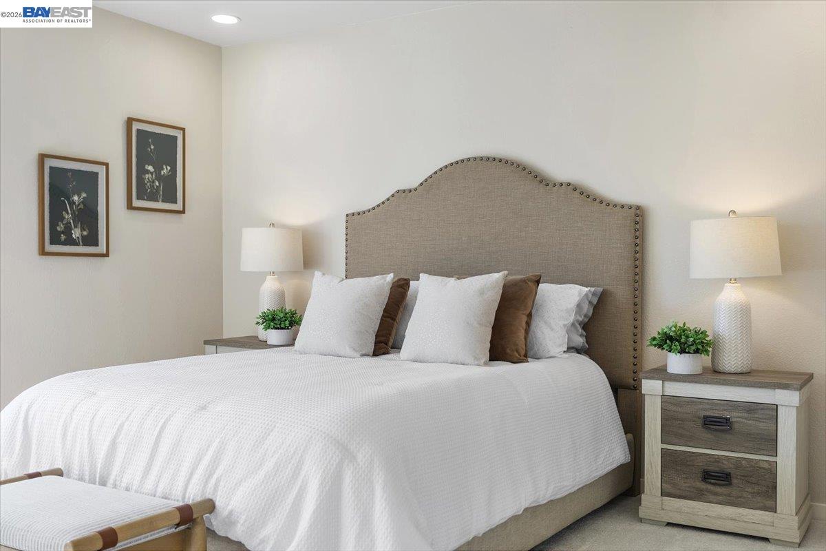 Detail Gallery Image 18 of 55 For 632 Centre Court, Alameda,  CA 94502 - 2 Beds | 1 Baths