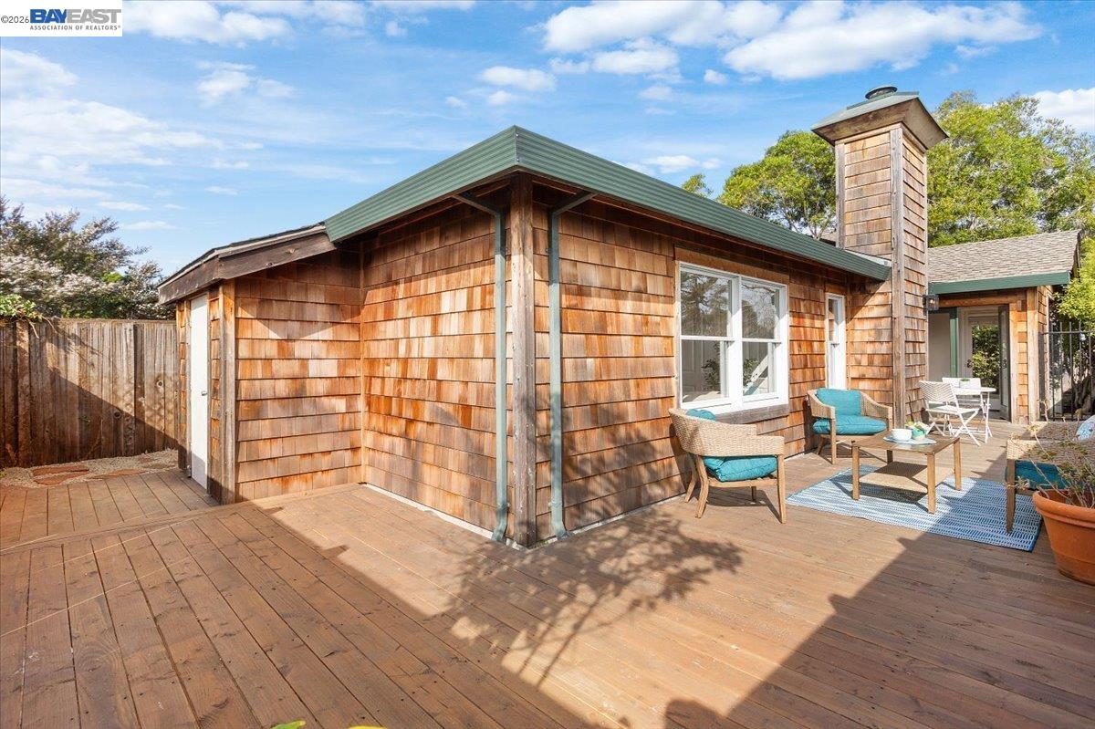 Detail Gallery Image 29 of 55 For 632 Centre Court, Alameda,  CA 94502 - 2 Beds | 1 Baths