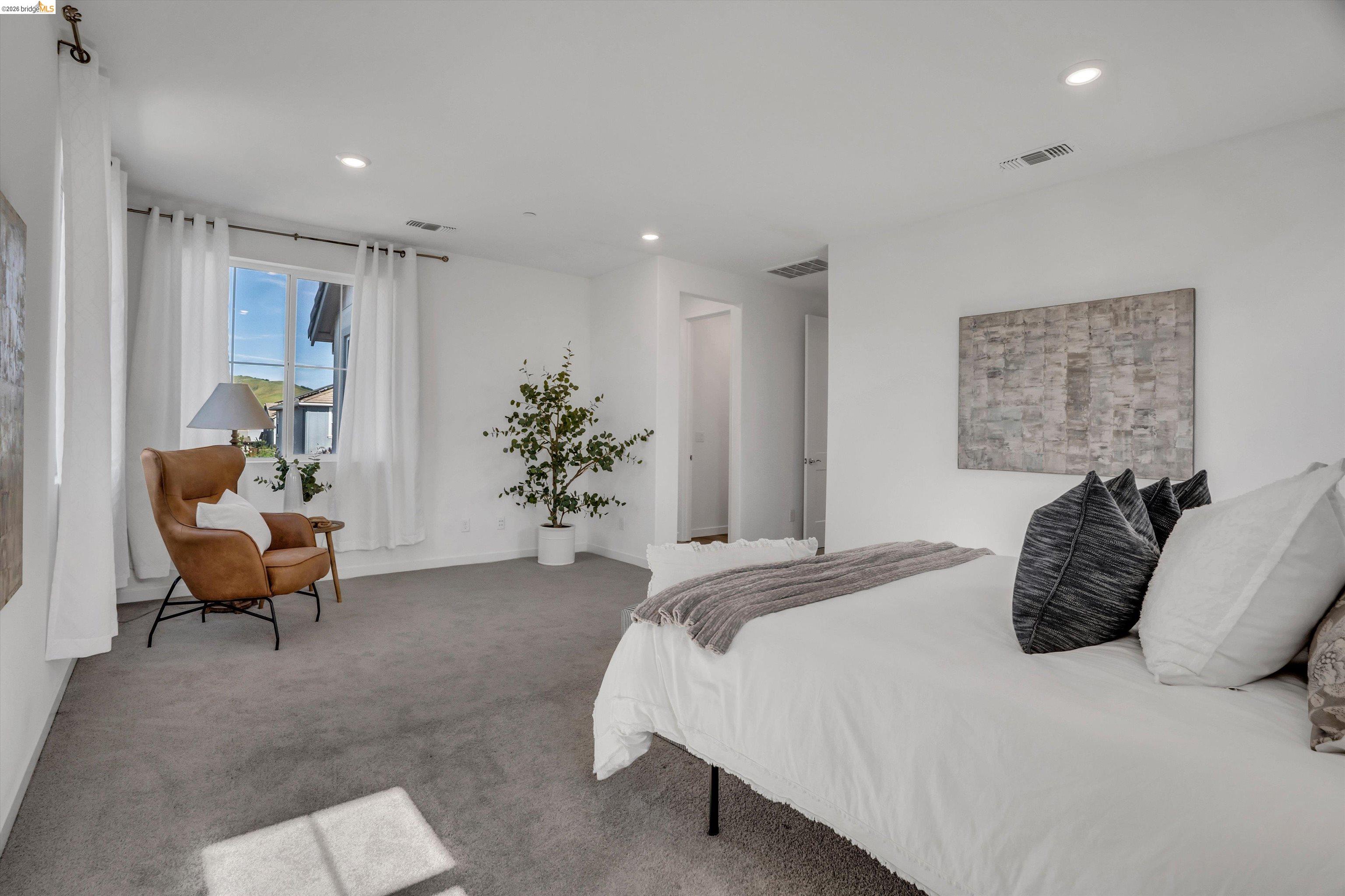 Detail Gallery Image 14 of 53 For 2404 Indigo Dr, Fairfield,  CA 94533 - 4 Beds | 2/1 Baths