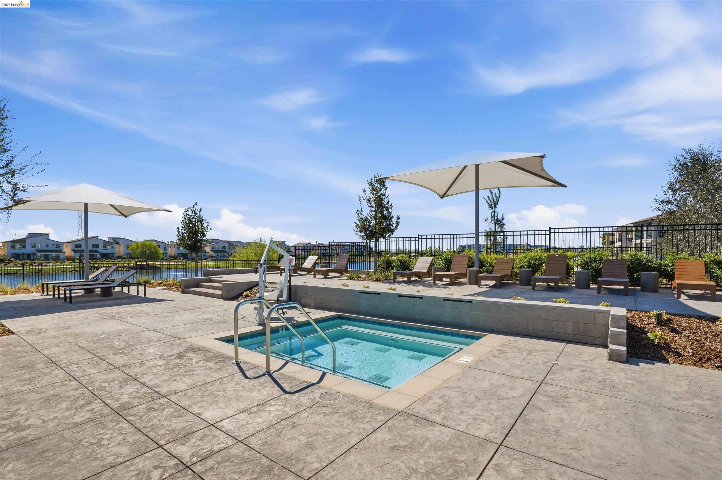 Detail Gallery Image 32 of 53 For 2404 Indigo Dr, Fairfield,  CA 94533 - 4 Beds | 2/1 Baths