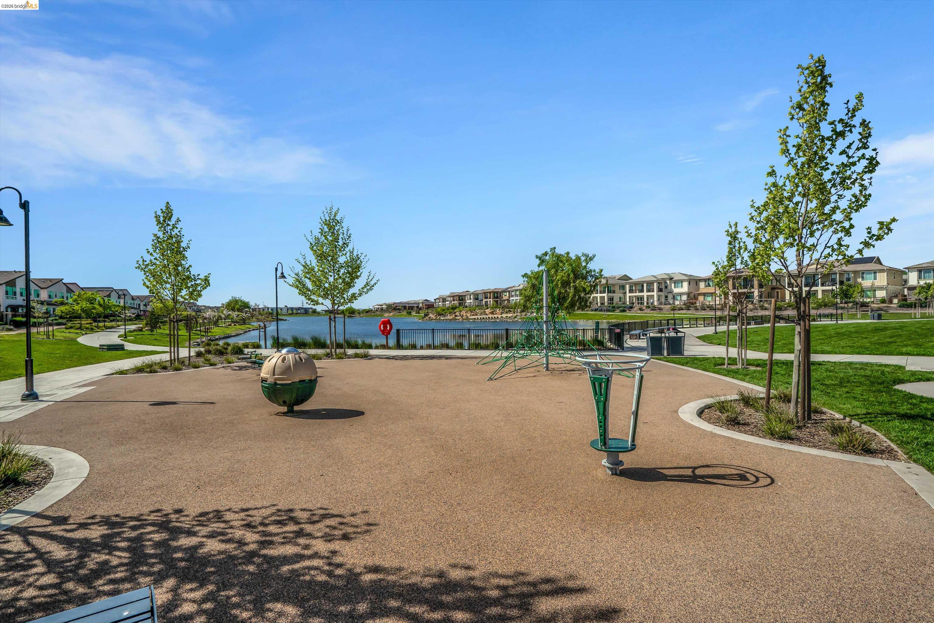 Detail Gallery Image 29 of 53 For 2404 Indigo Dr, Fairfield,  CA 94533 - 4 Beds | 2/1 Baths