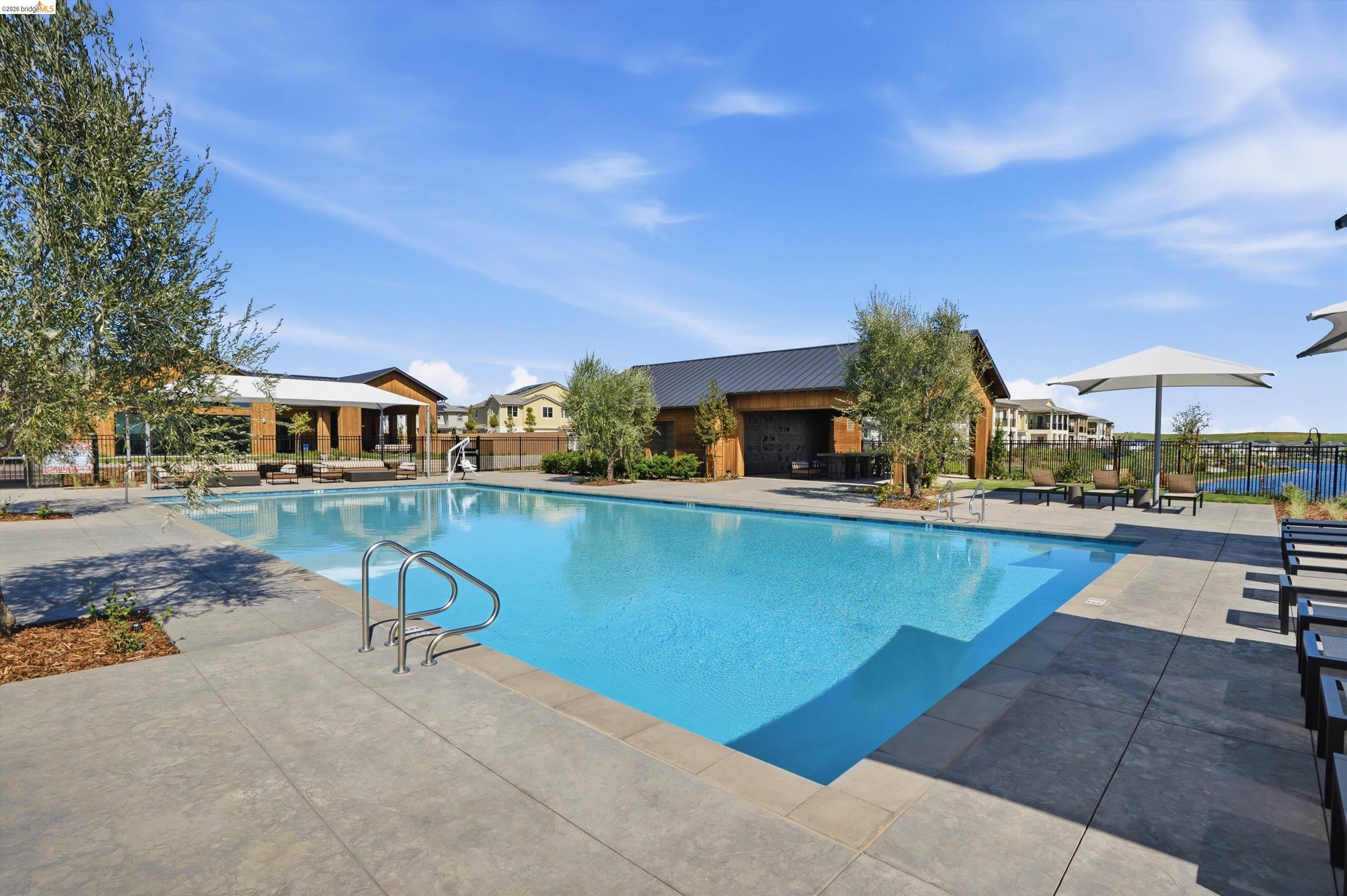 Detail Gallery Image 34 of 53 For 2404 Indigo Dr, Fairfield,  CA 94533 - 4 Beds | 2/1 Baths