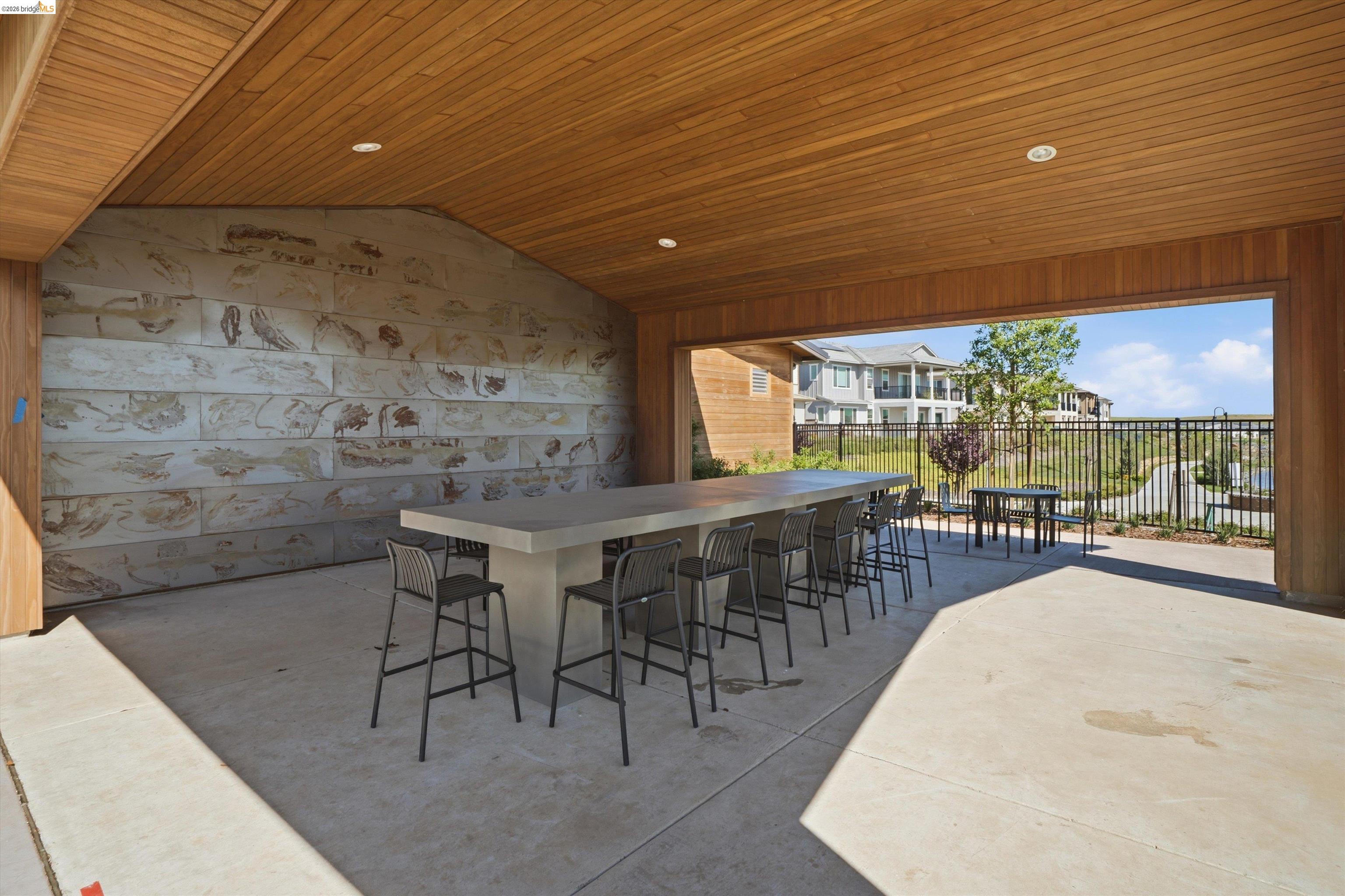 Detail Gallery Image 41 of 53 For 2404 Indigo Dr, Fairfield,  CA 94533 - 4 Beds | 2/1 Baths