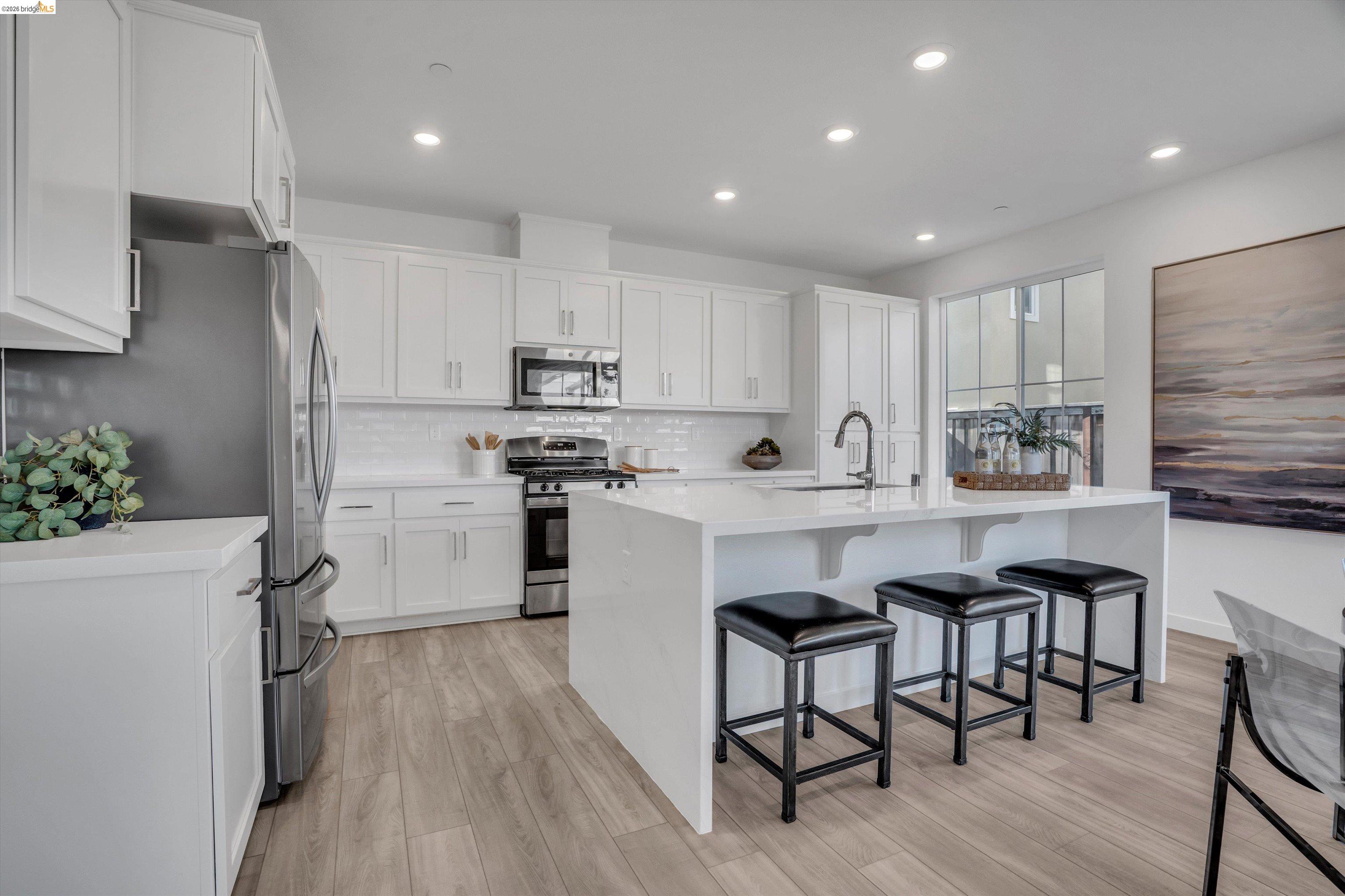 Detail Gallery Image 9 of 53 For 2404 Indigo Dr, Fairfield,  CA 94533 - 4 Beds | 2/1 Baths