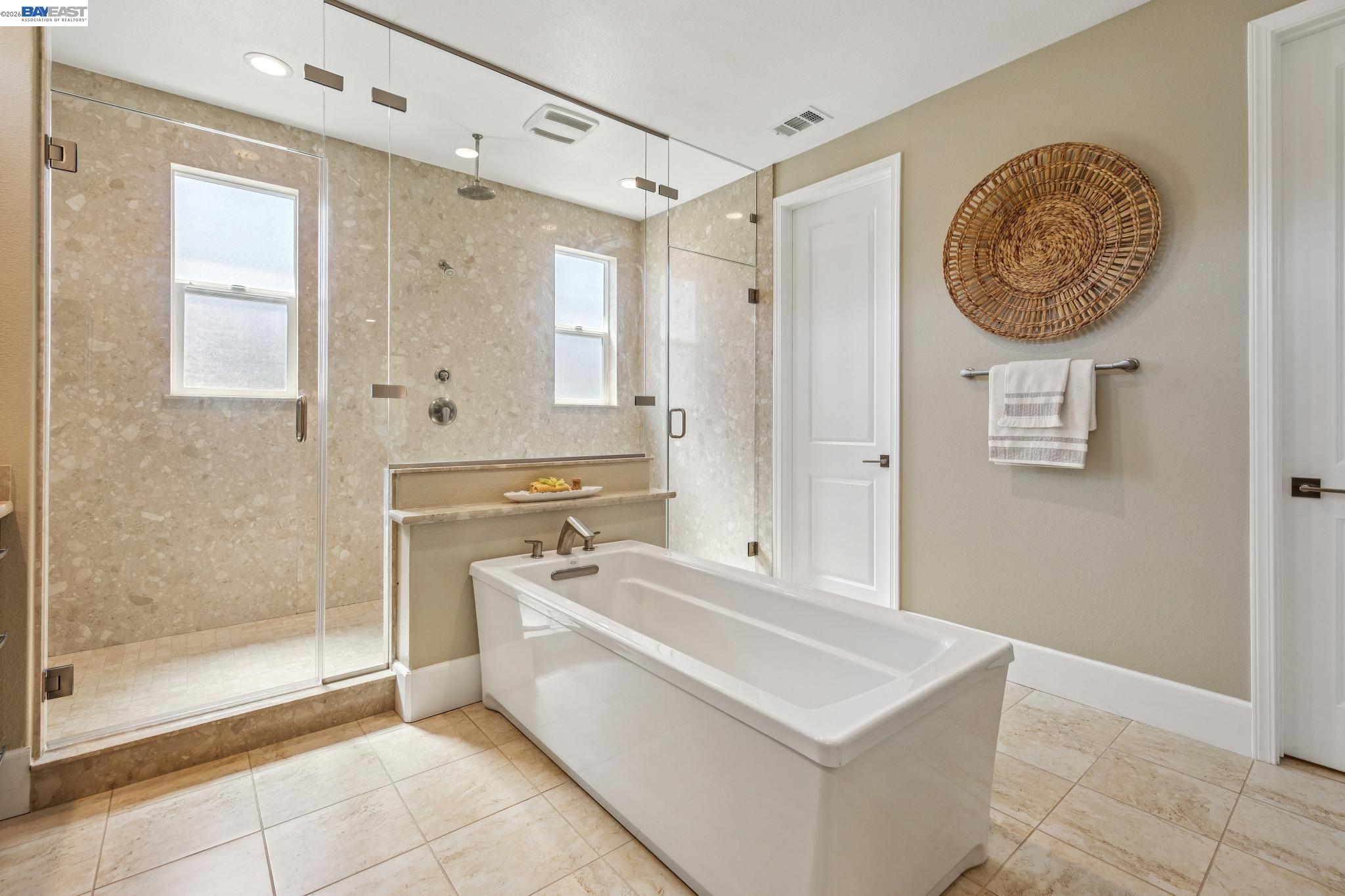 Detail Gallery Image 33 of 60 For 66 Adair Way, Hayward,  CA 94542 - 5 Beds | 5/1 Baths