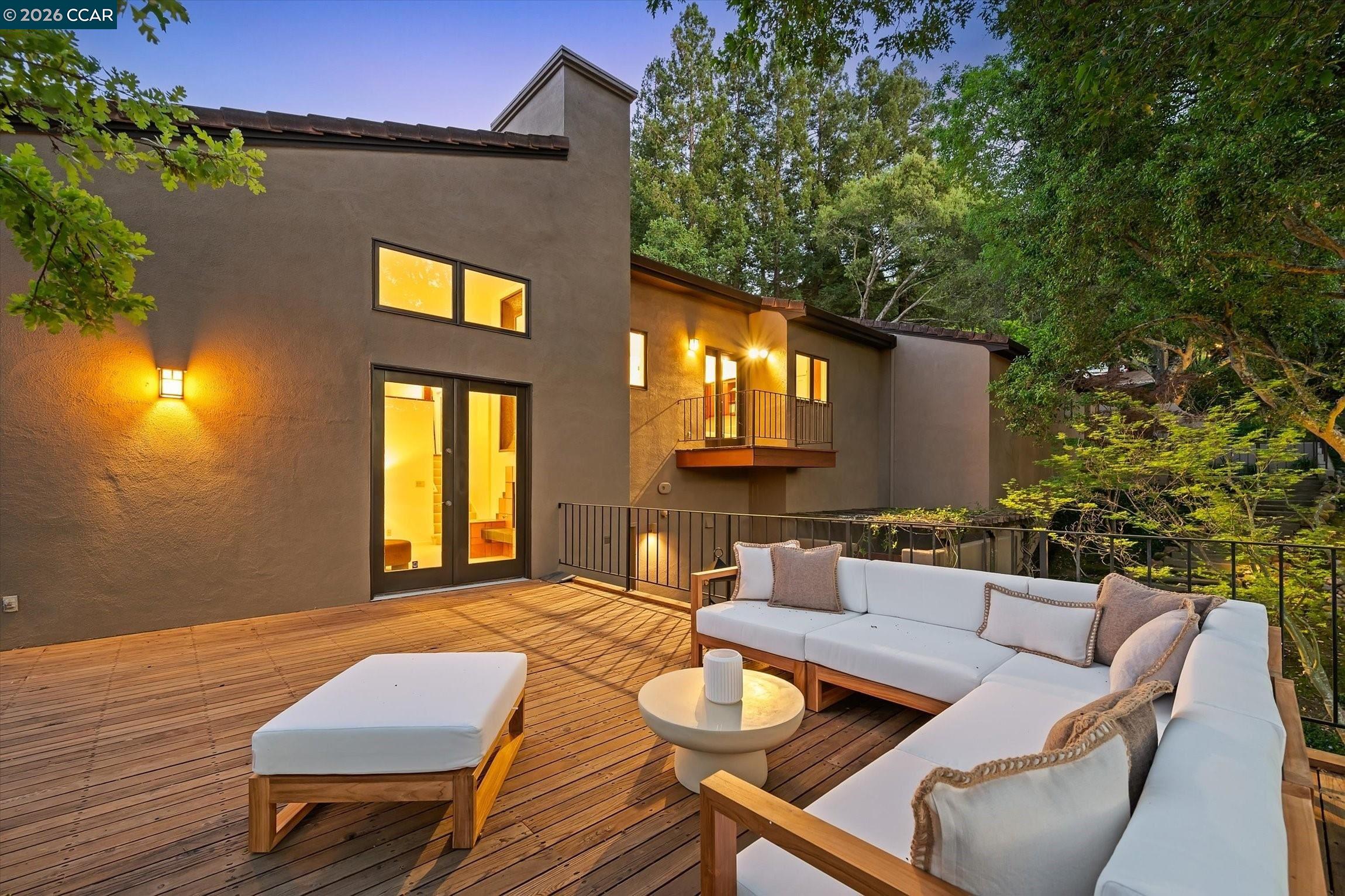 Detail Gallery Image 28 of 55 For 25 Woodacres Ct, Orinda,  CA 94563 - 4 Beds | 3/1 Baths