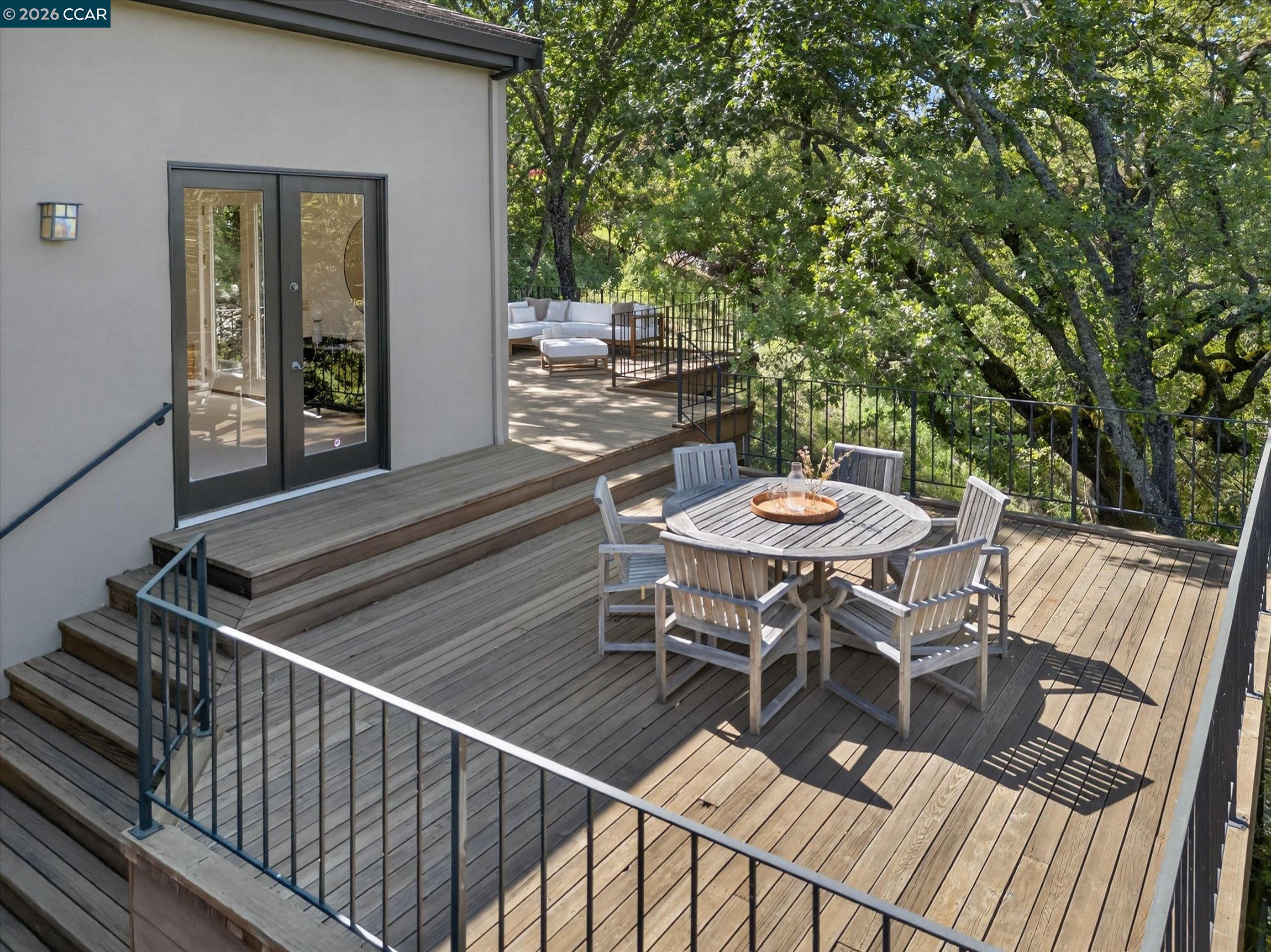 Detail Gallery Image 43 of 55 For 25 Woodacres Ct, Orinda,  CA 94563 - 4 Beds | 3/1 Baths