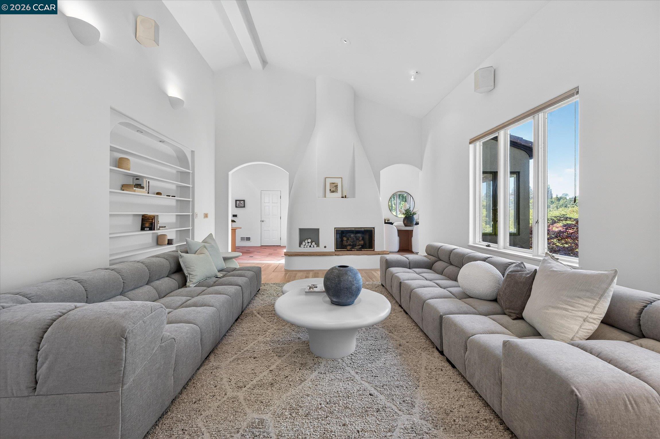 Detail Gallery Image 9 of 55 For 25 Woodacres Ct, Orinda,  CA 94563 - 4 Beds | 3/1 Baths