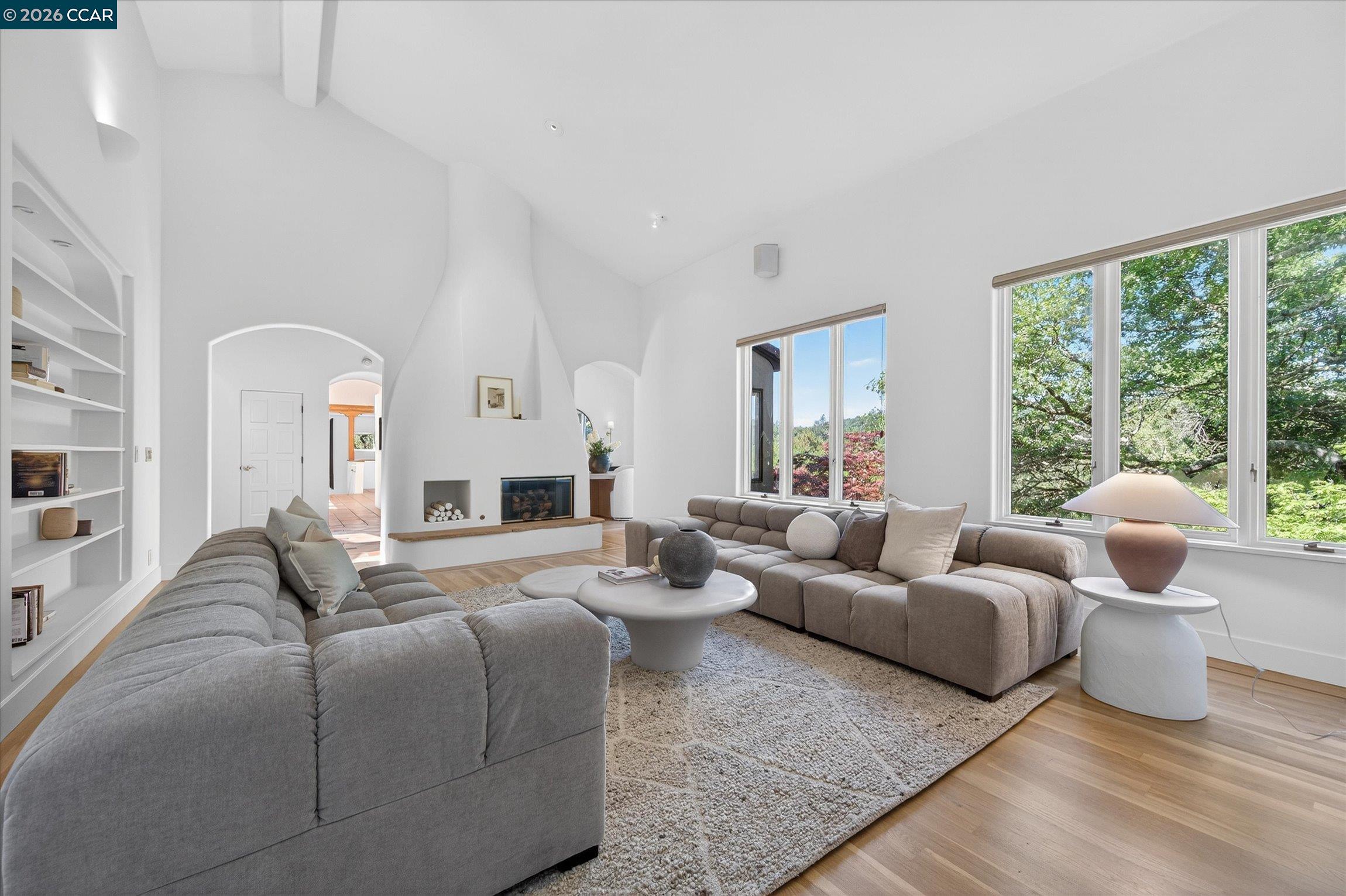 Detail Gallery Image 10 of 55 For 25 Woodacres Ct, Orinda,  CA 94563 - 4 Beds | 3/1 Baths