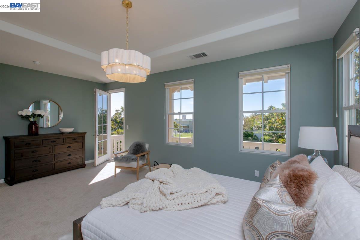 Detail Gallery Image 41 of 60 For 2358 Coral Sea St, Alameda,  CA 94501 - 4 Beds | 2/1 Baths