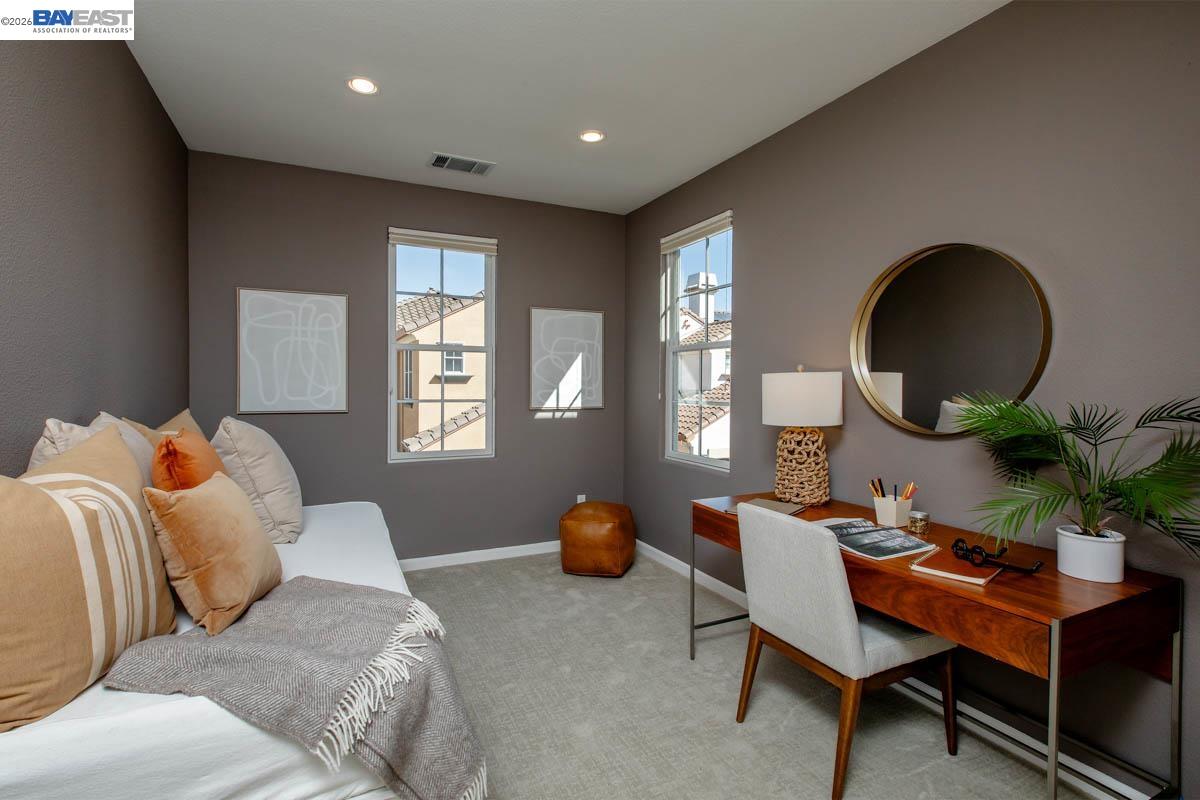 Detail Gallery Image 53 of 60 For 2358 Coral Sea St, Alameda,  CA 94501 - 4 Beds | 2/1 Baths