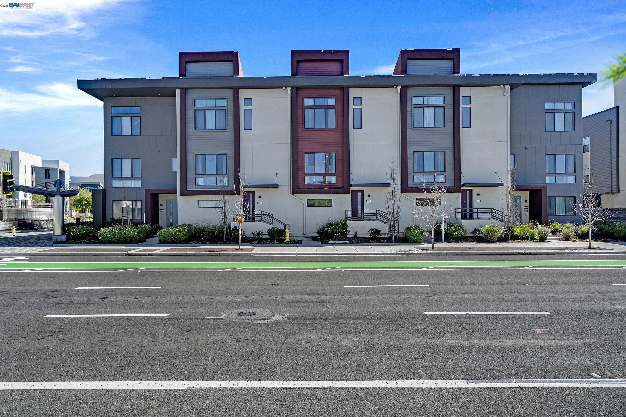 Photo #4: 41128677 Listing: Photo #4