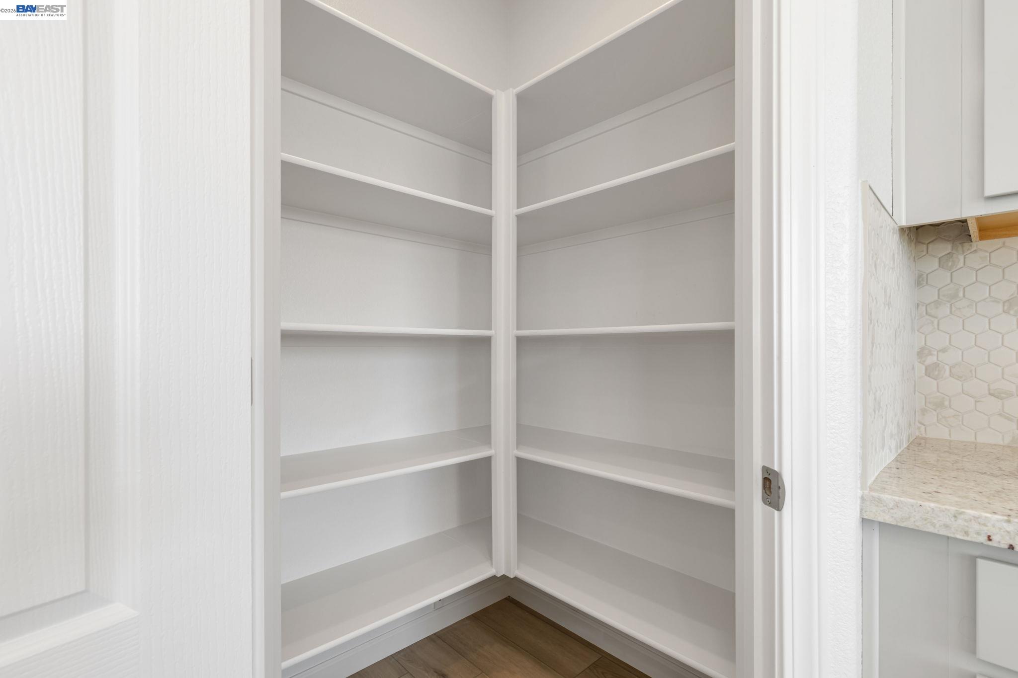 Detail Gallery Image 19 of 38 For 337 Frizzante Lane, Manteca,  CA 95337 - 4 Beds | 3 Baths