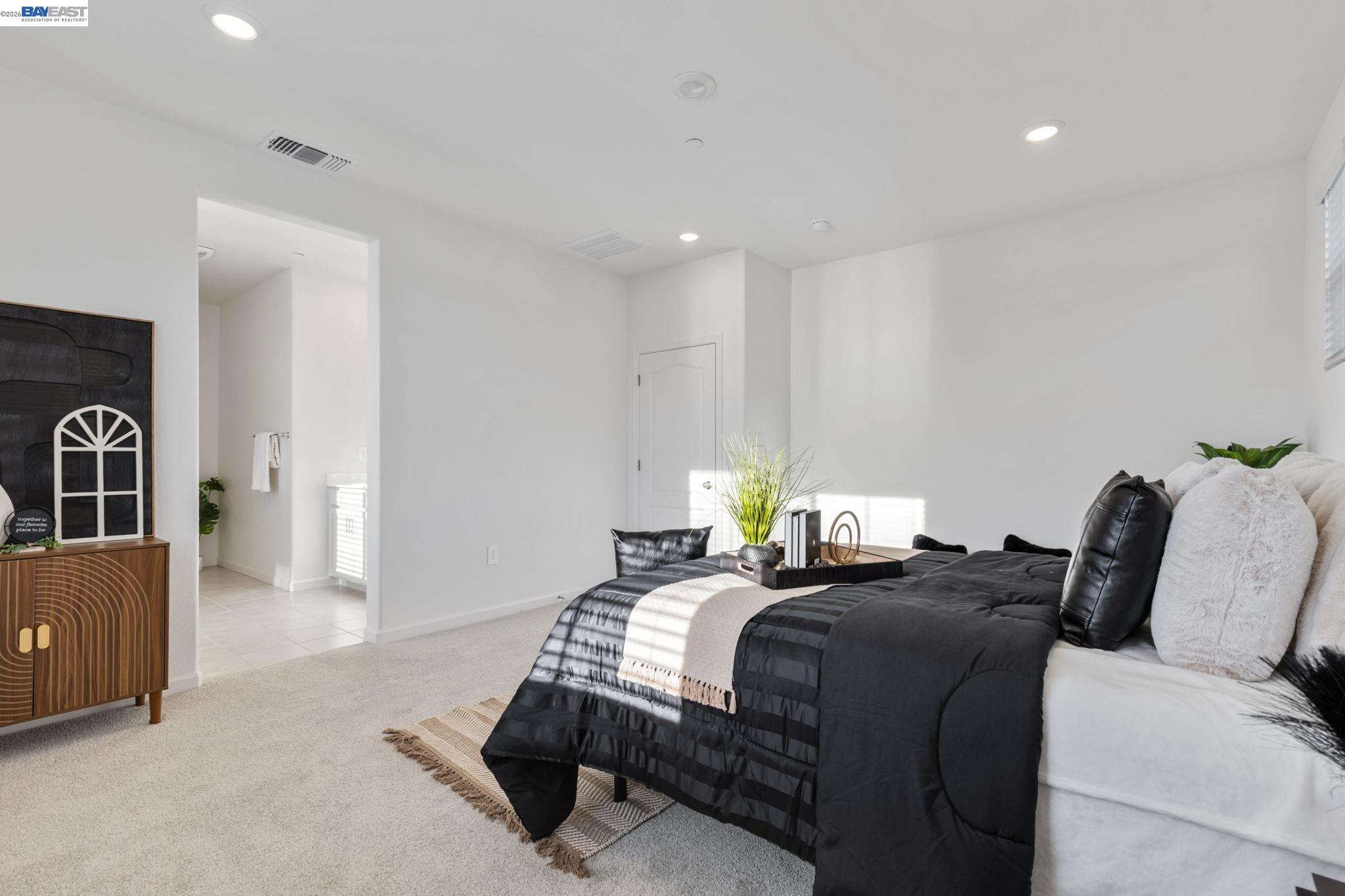 Detail Gallery Image 31 of 38 For 337 Frizzante Lane, Manteca,  CA 95337 - 4 Beds | 3 Baths