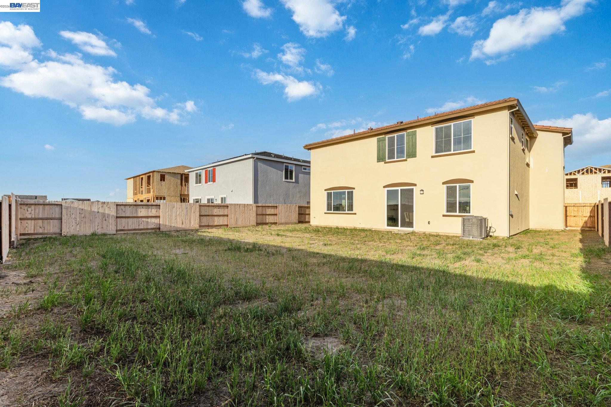 Detail Gallery Image 36 of 38 For 337 Frizzante Lane, Manteca,  CA 95337 - 4 Beds | 3 Baths